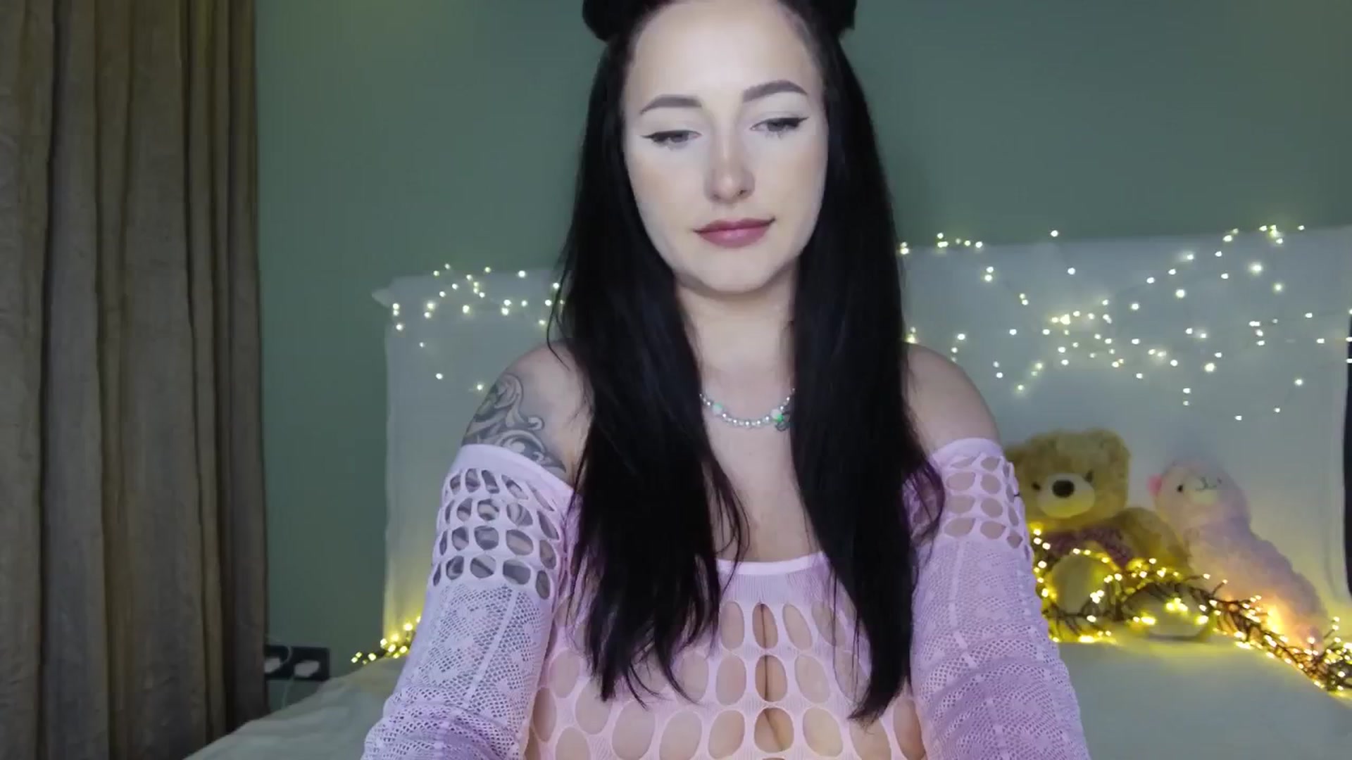 Gallery image thumbnail from Happy_Yulia's myfreecams stream on, 12/02/2025, 14:24 image 19 of 20