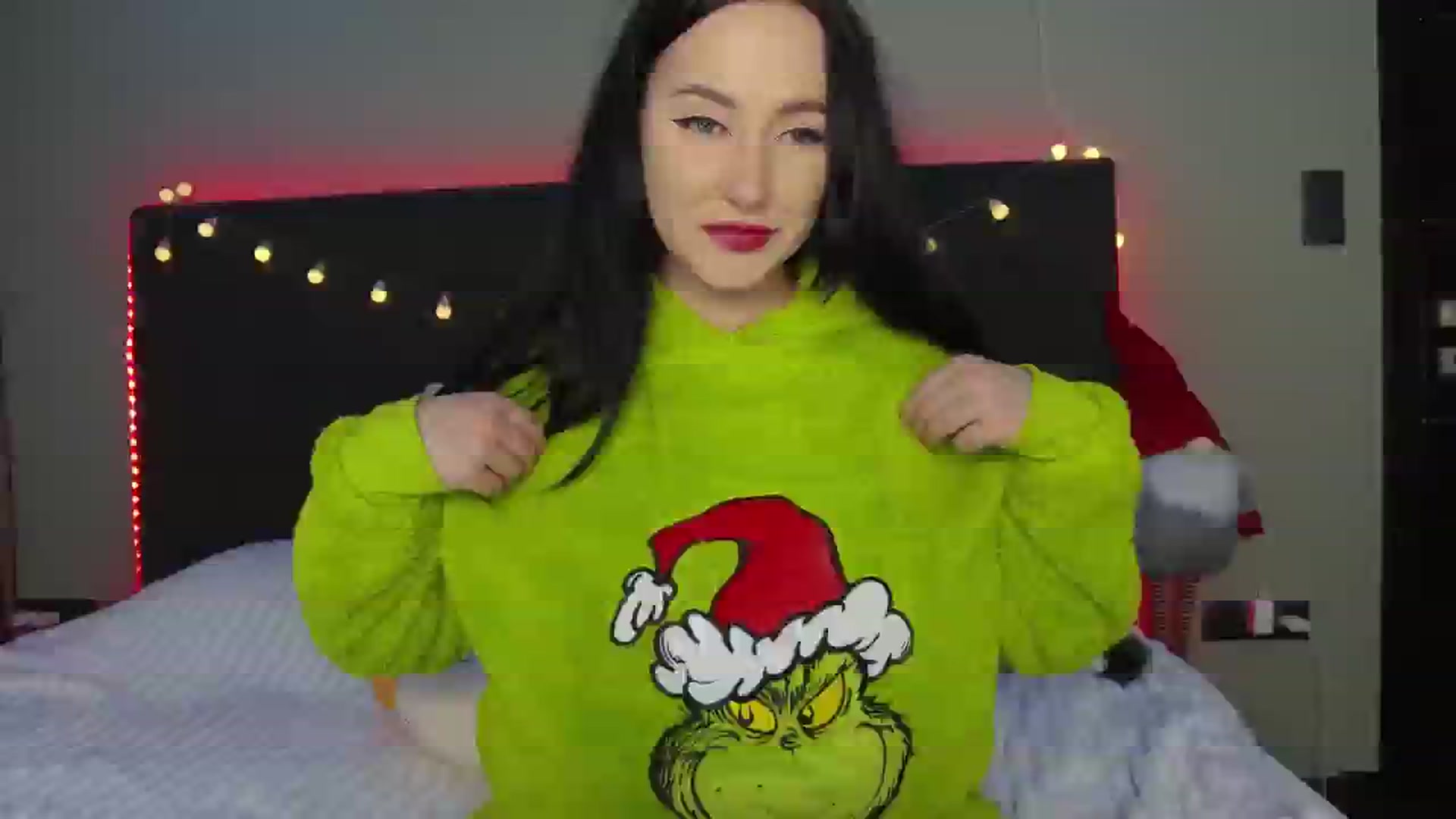 Gallery image thumbnail from Happy_Yulia's myfreecams stream on, 12/30/2025, 21:34 image 3 of 20