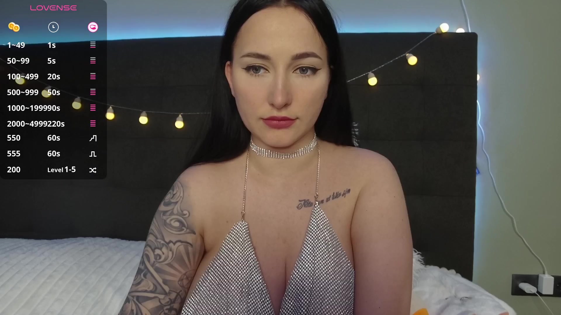 Gallery image thumbnail from Happy_Yulia's myfreecams stream on, 01/25/2026, 20:39 image 16 of 20