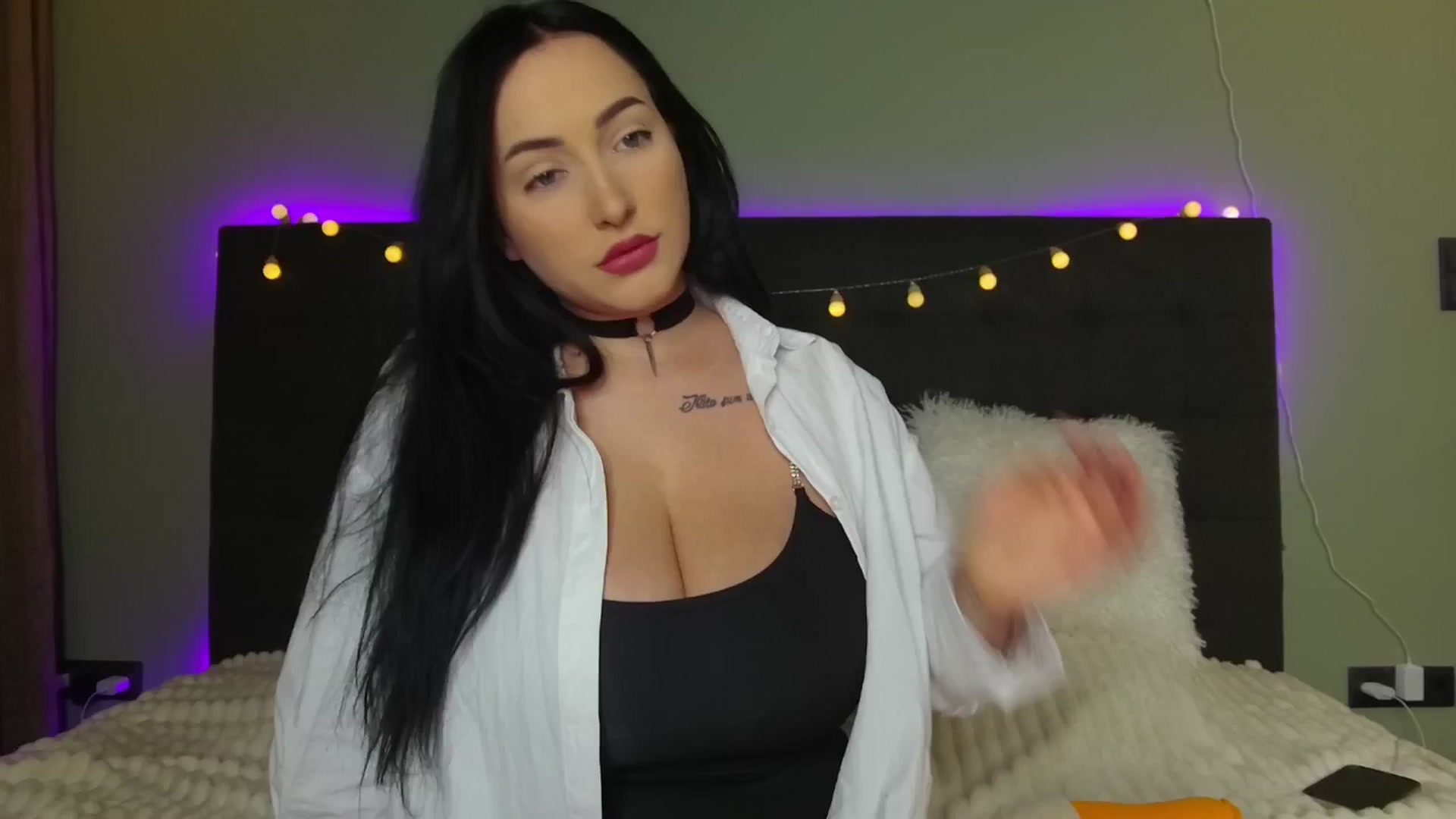 Gallery image thumbnail from Happy_Yulia's myfreecams stream on, 03/05/2026, 18:14 image 2 of 20
