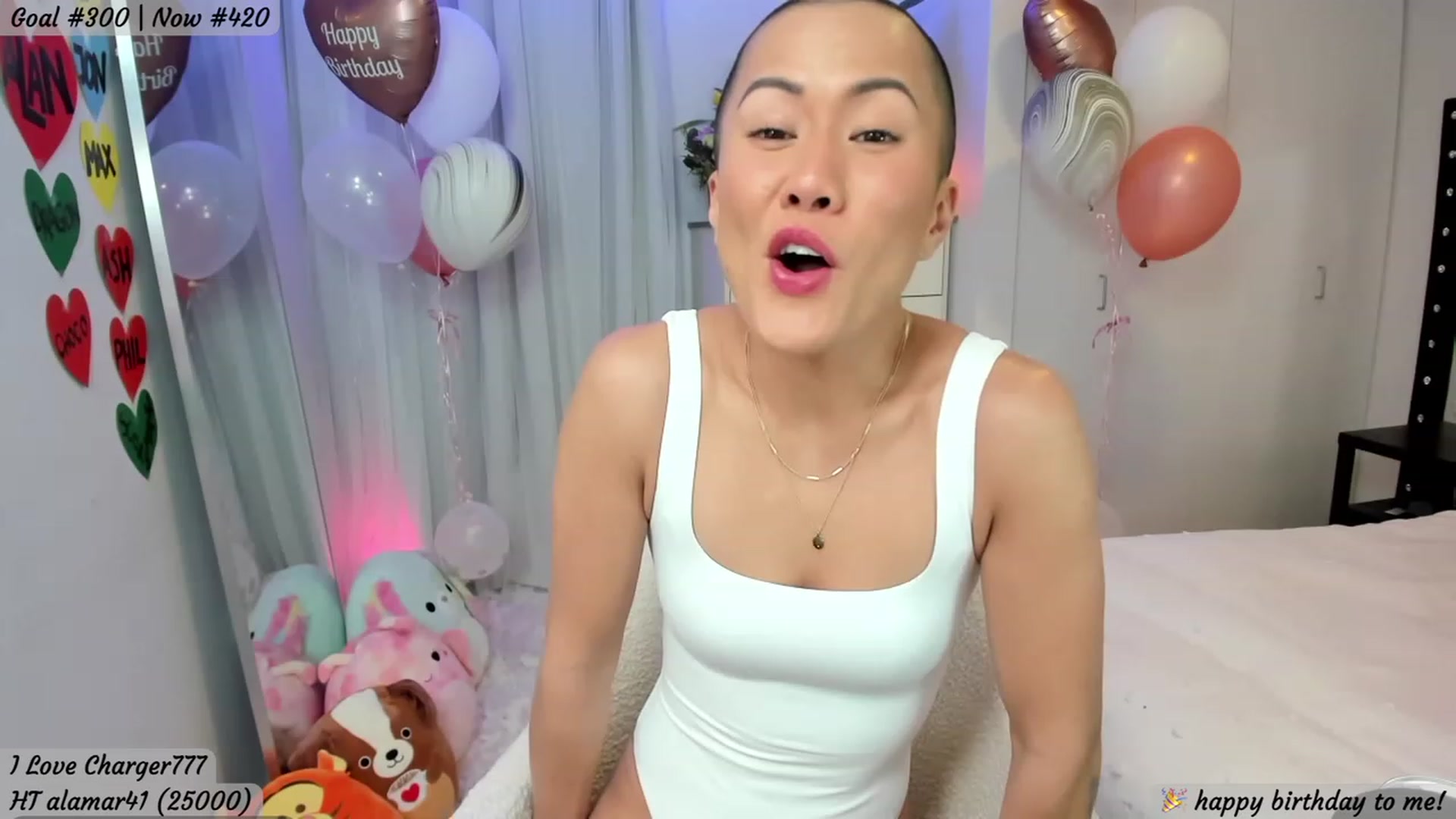 Gallery image thumbnail from HappysBDAY's myfreecams stream on, 03/04/2023, 24:05 image 15 of 20