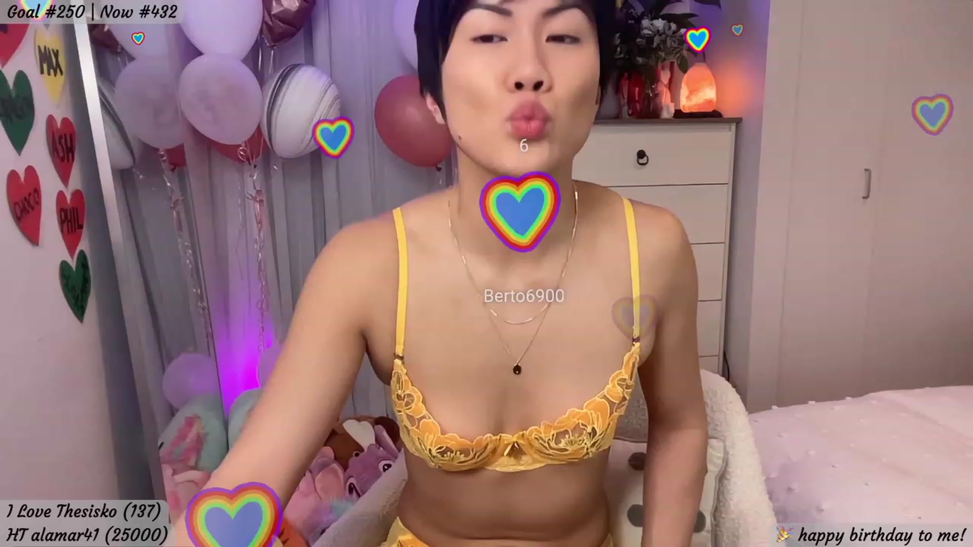Gallery image thumbnail from HappysBDAY's myfreecams stream on, 03/10/2023, 24:01 image 10 of 20