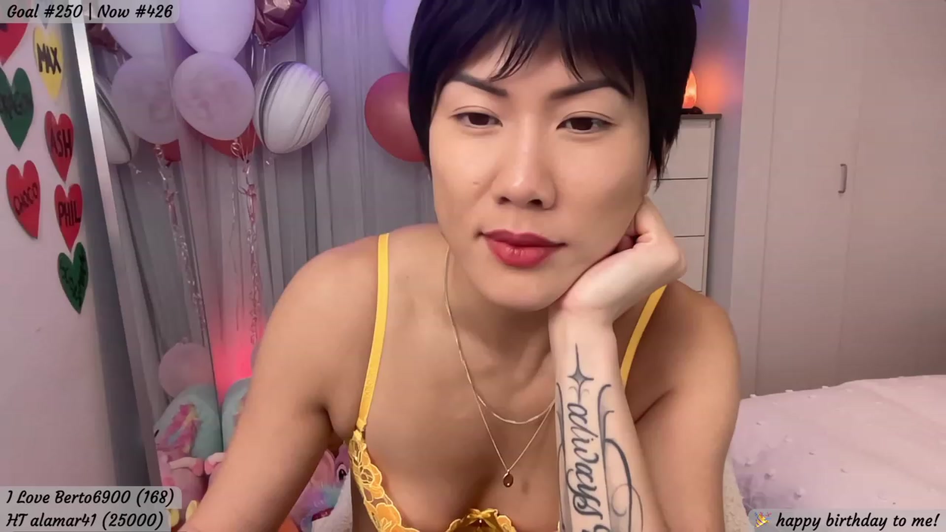 Gallery image thumbnail from HappysBDAY's myfreecams stream on, 03/10/2023, 24:28 image 9 of 20