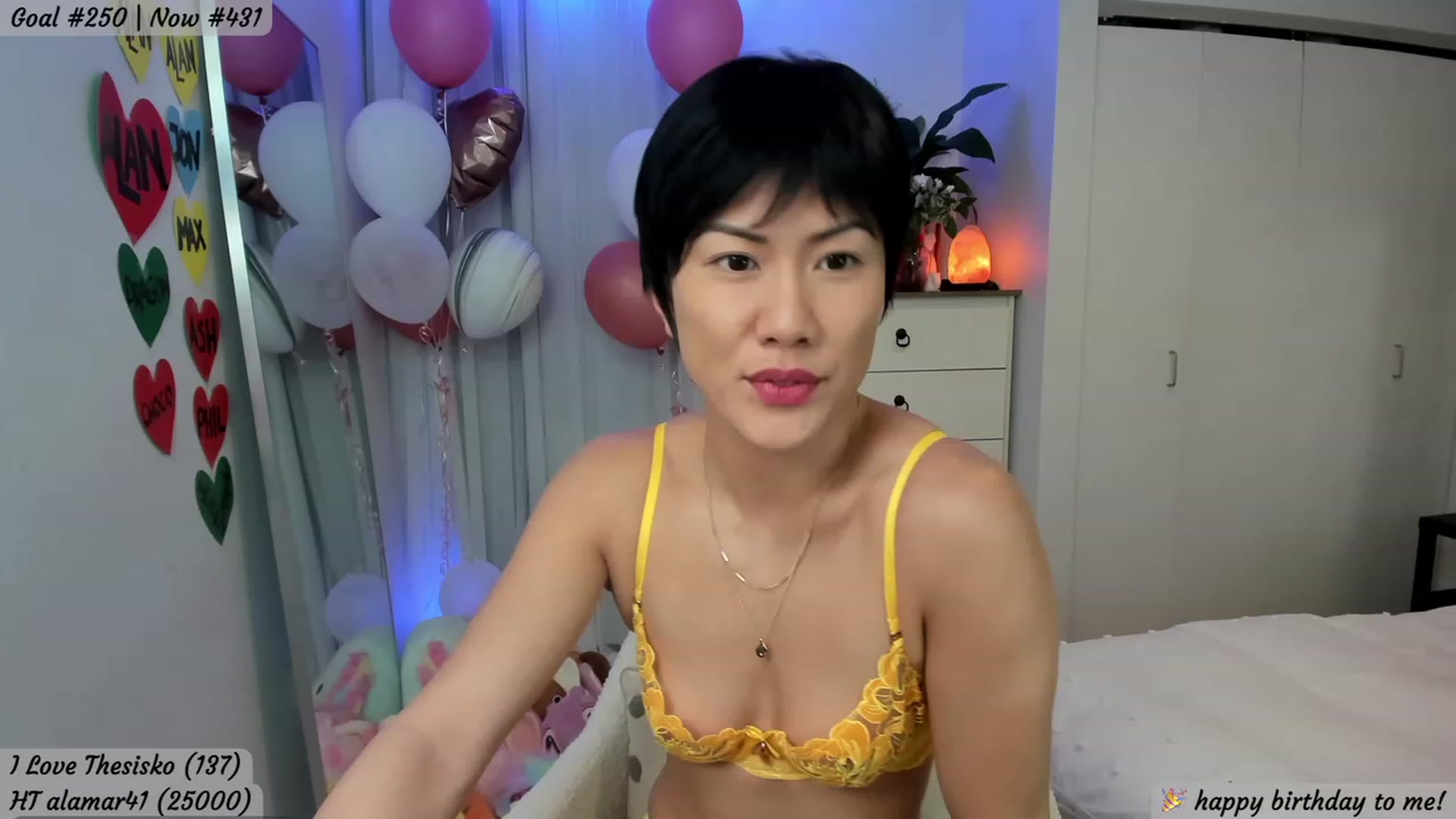 Gallery image thumbnail from HappysBDAY's myfreecams stream on, 03/10/2023, 24:28 image 1 of 20
