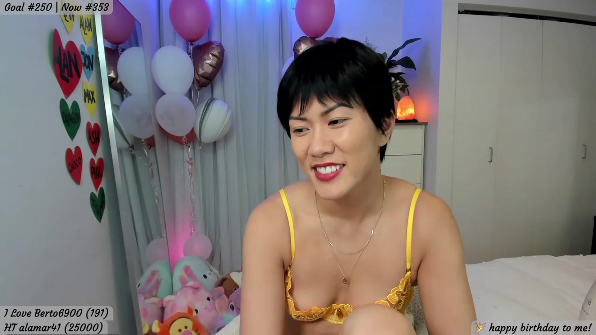 Gallery image thumbnail from HappysBDAY's myfreecams stream on, 03/10/2023, 02:26 image 6 of 20