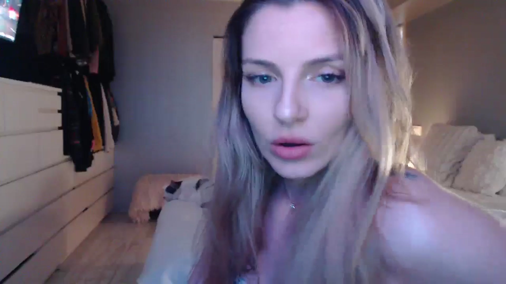 Gallery image thumbnail from Hard_2_Please's myfreecams stream on, 03/21/2025, 08:07 image 7 of 20