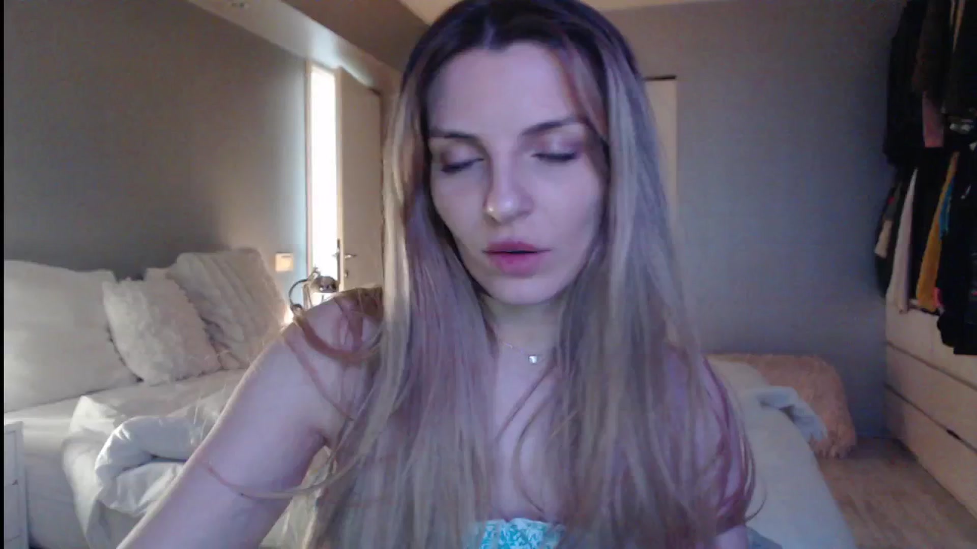 Gallery image thumbnail from Hard_2_Please's myfreecams stream on, 03/21/2025, 10:25 image 18 of 20
