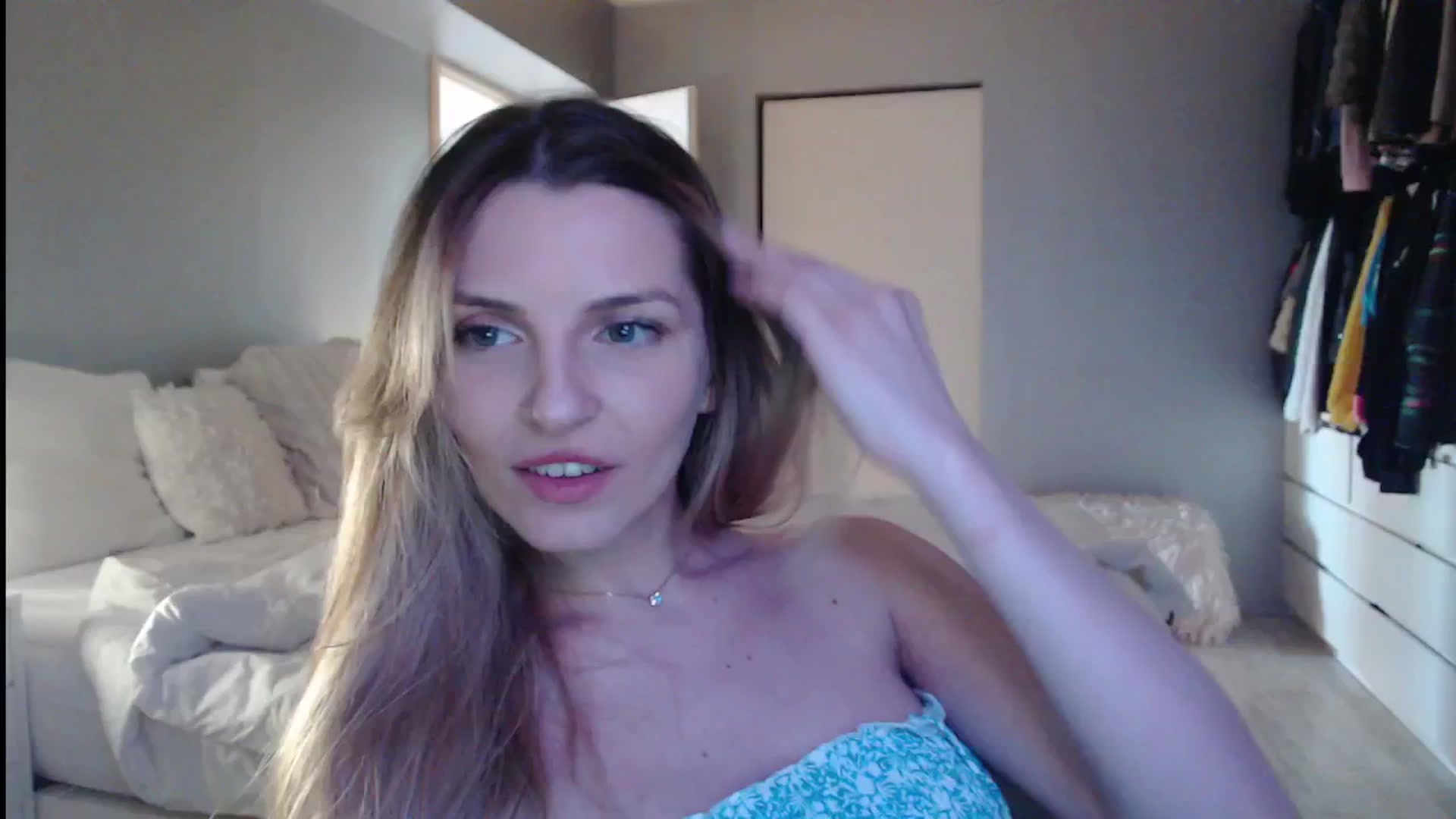 Gallery image thumbnail from Hard_2_Please's myfreecams stream on, 03/21/2025, 10:50 image 7 of 20