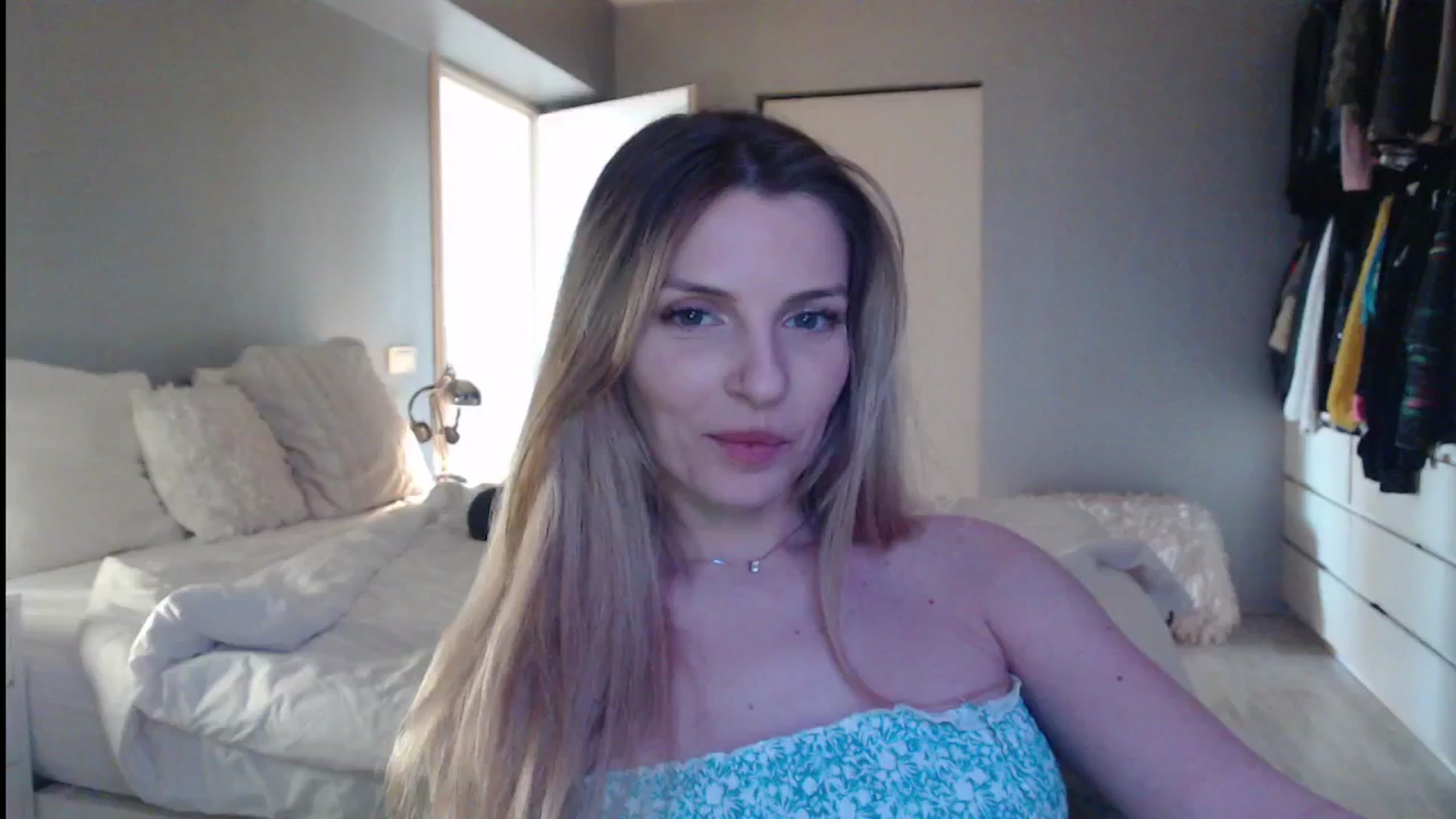 Gallery image thumbnail from Hard_2_Please's myfreecams stream on, 03/21/2025, 10:50 image 9 of 20