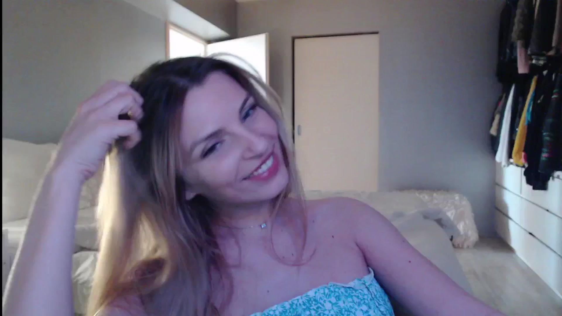 Gallery image thumbnail from Hard_2_Please's myfreecams stream on, 03/21/2025, 10:50 image 8 of 20