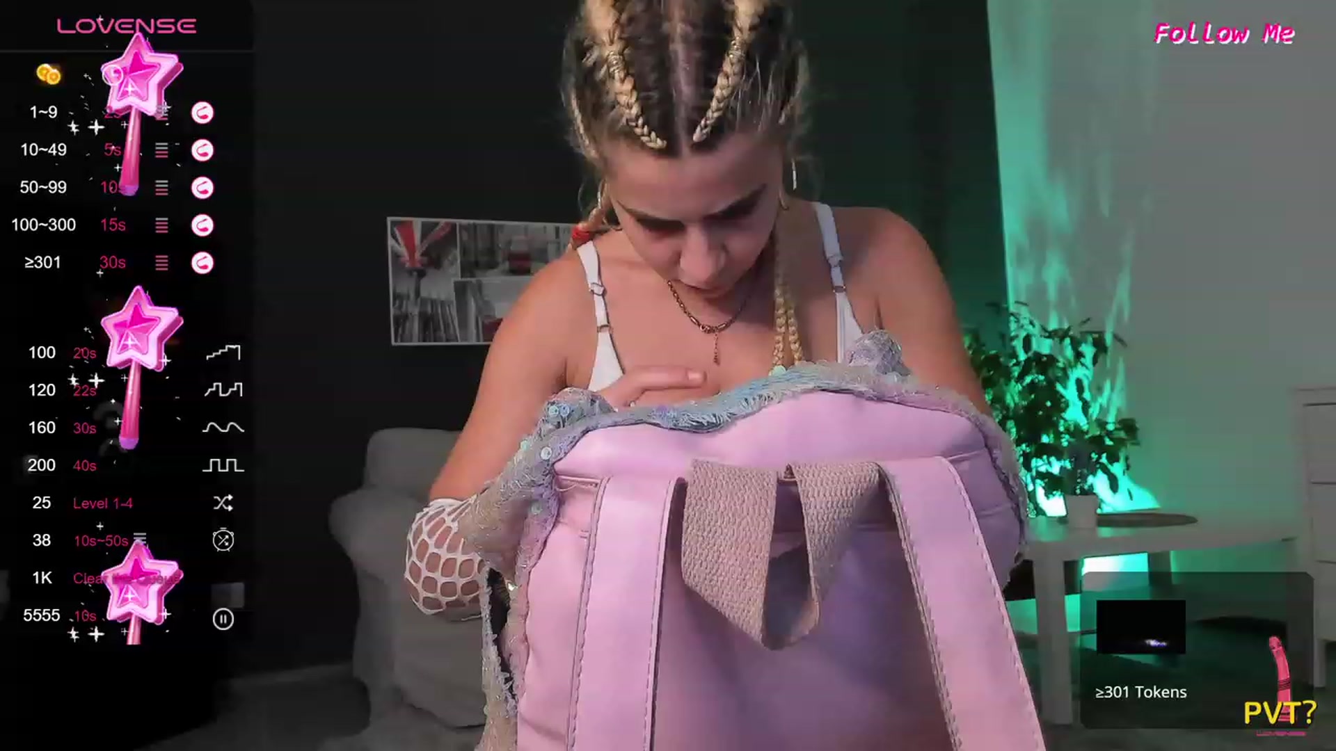 Gallery image thumbnail from HarleyQuins's myfreecams stream on, 08/27/2023, 08:51 image 14 of 20