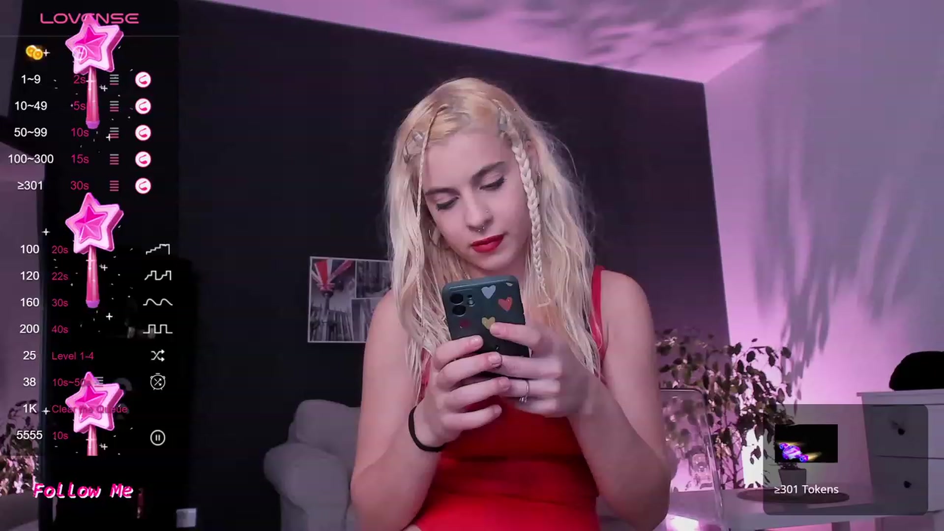 Gallery image thumbnail from HarleyQuins's myfreecams stream on, 11/05/2023, 11:03 image 15 of 20