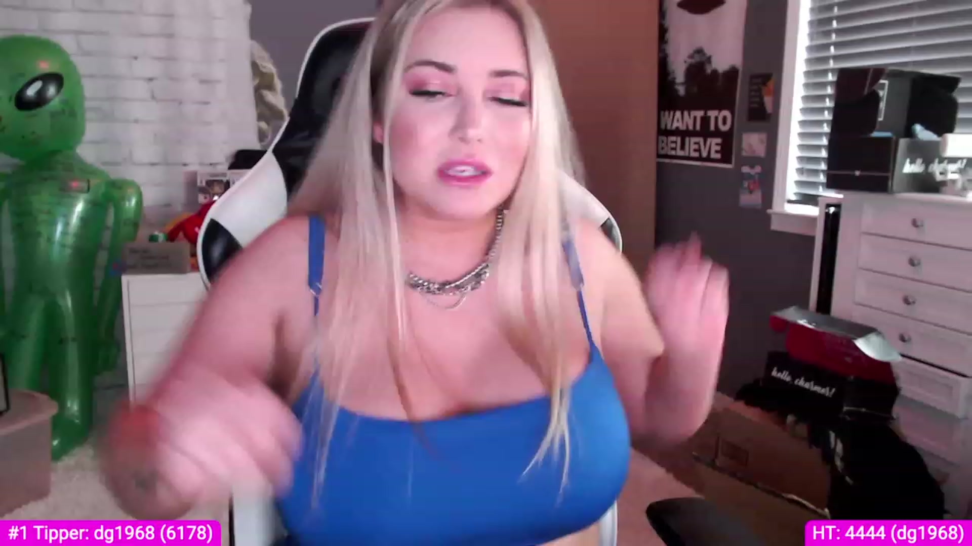 Gallery image thumbnail from Harli_Lotts's myfreecams stream on, 03/07/2023, 19:17 image 5 of 20
