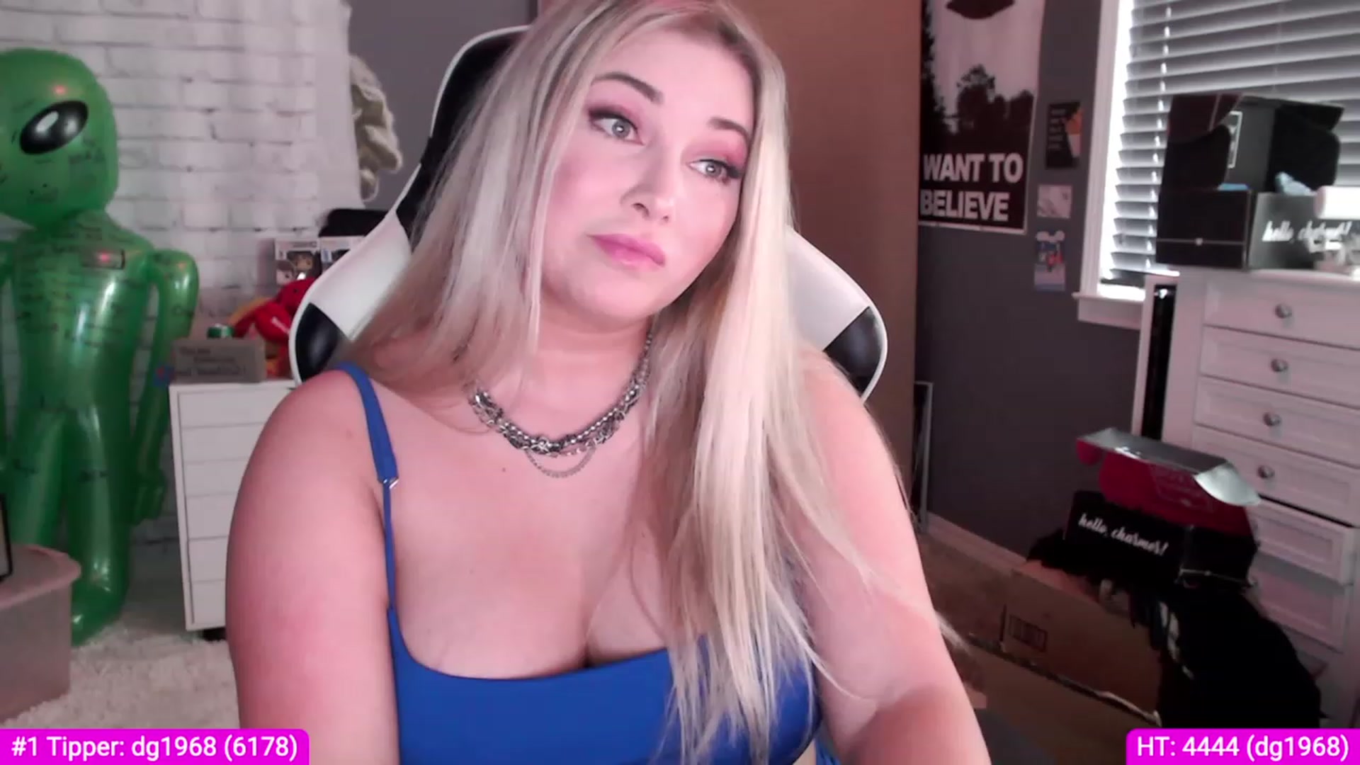 Gallery image thumbnail from Harli_Lotts's myfreecams stream on, 03/07/2023, 19:17 image 10 of 20