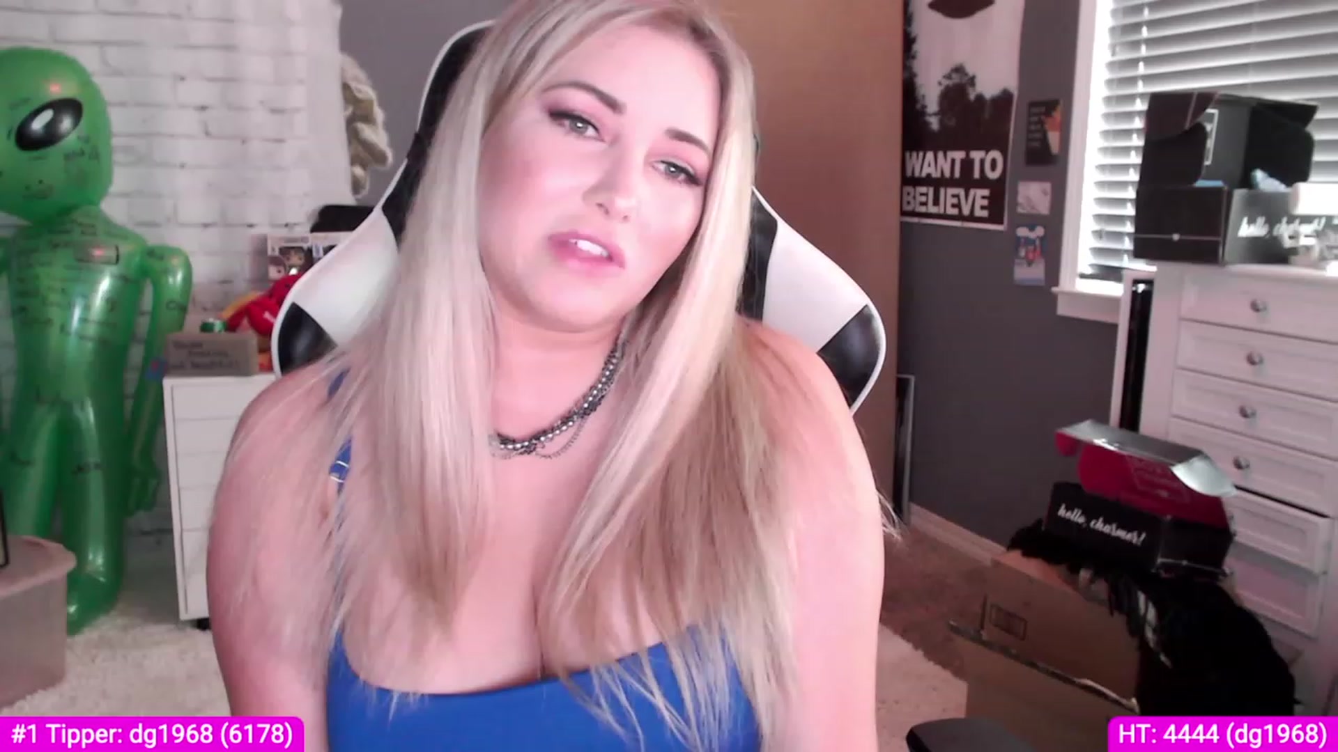 Gallery image thumbnail from Harli_Lotts's myfreecams stream on, 03/07/2023, 19:17 image 18 of 20
