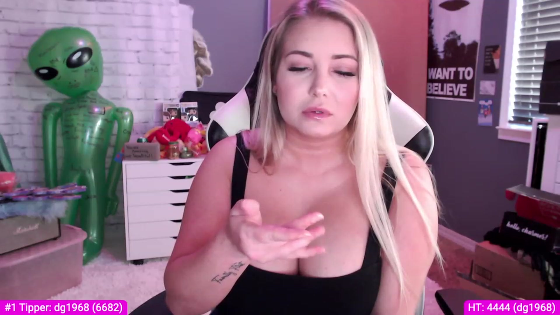 Gallery image thumbnail from Harli_Lotts's myfreecams stream on, 03/08/2023, 19:18 image 20 of 20