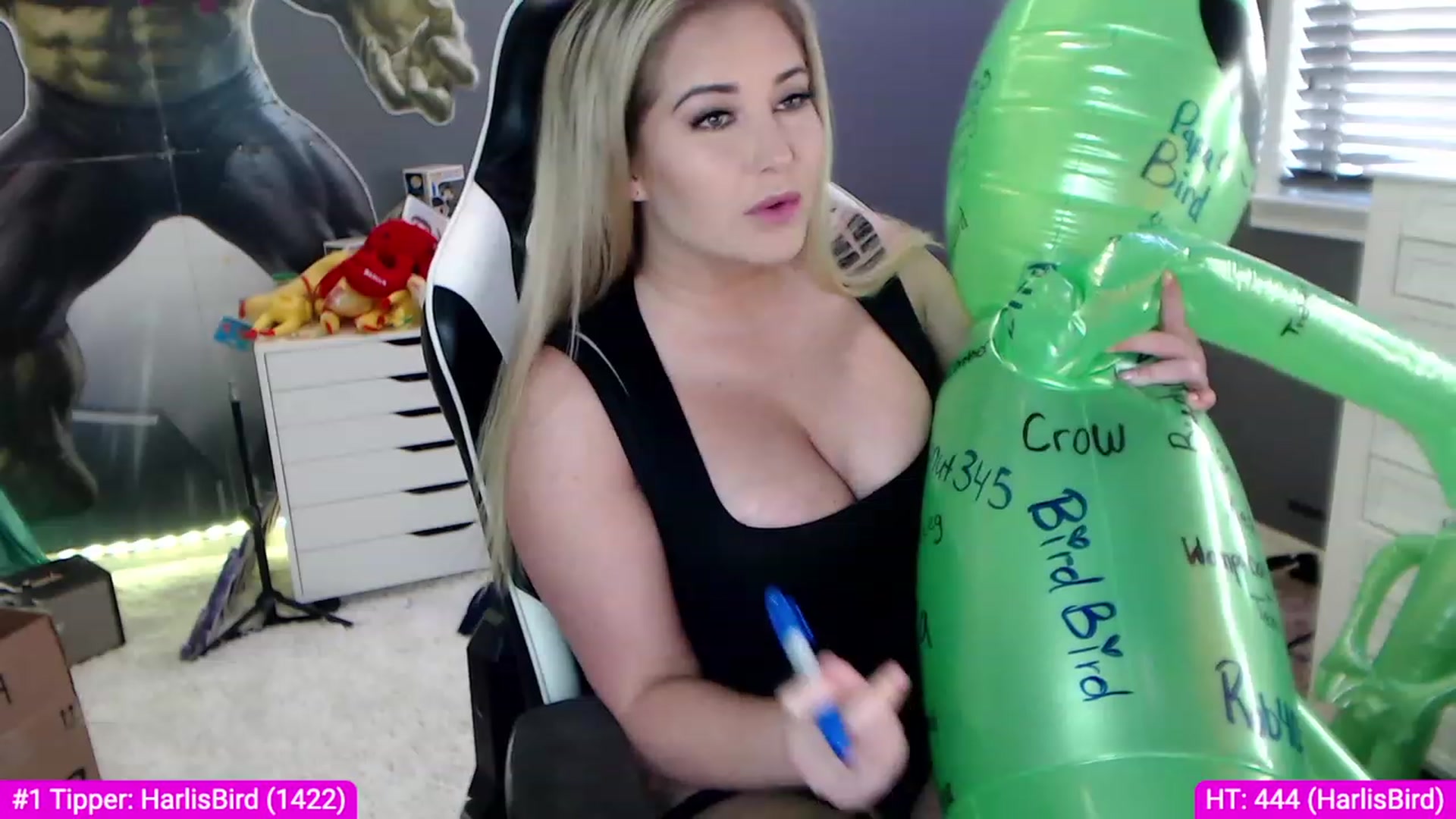 Gallery image thumbnail from Harli_Lotts's myfreecams stream on, 04/06/2023, 18:12 image 2 of 20
