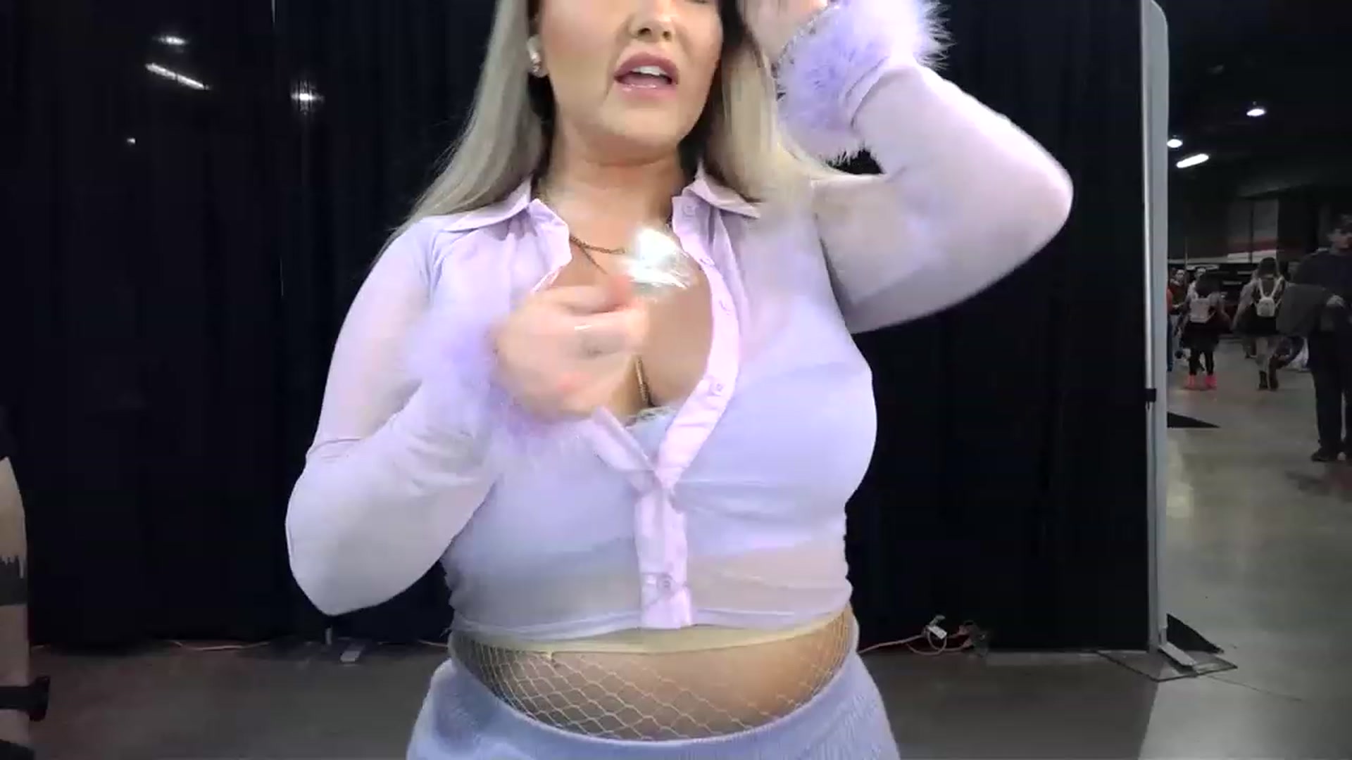 Gallery image thumbnail from Harli_Lotts's myfreecams stream on, 04/22/2023, 24:01 image 8 of 20