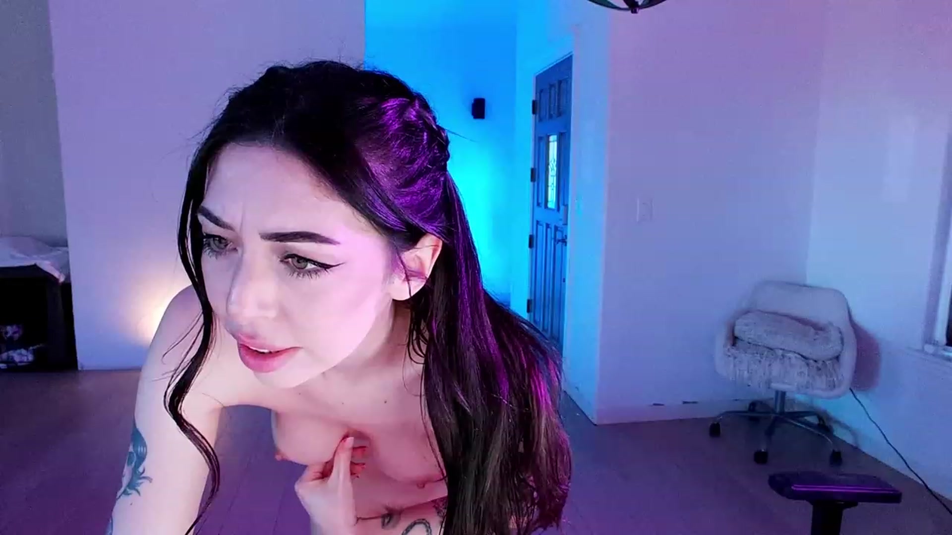 Gallery image thumbnail from HarloweBlue's myfreecams stream on, 01/30/2023, 24:35 image 20 of 20