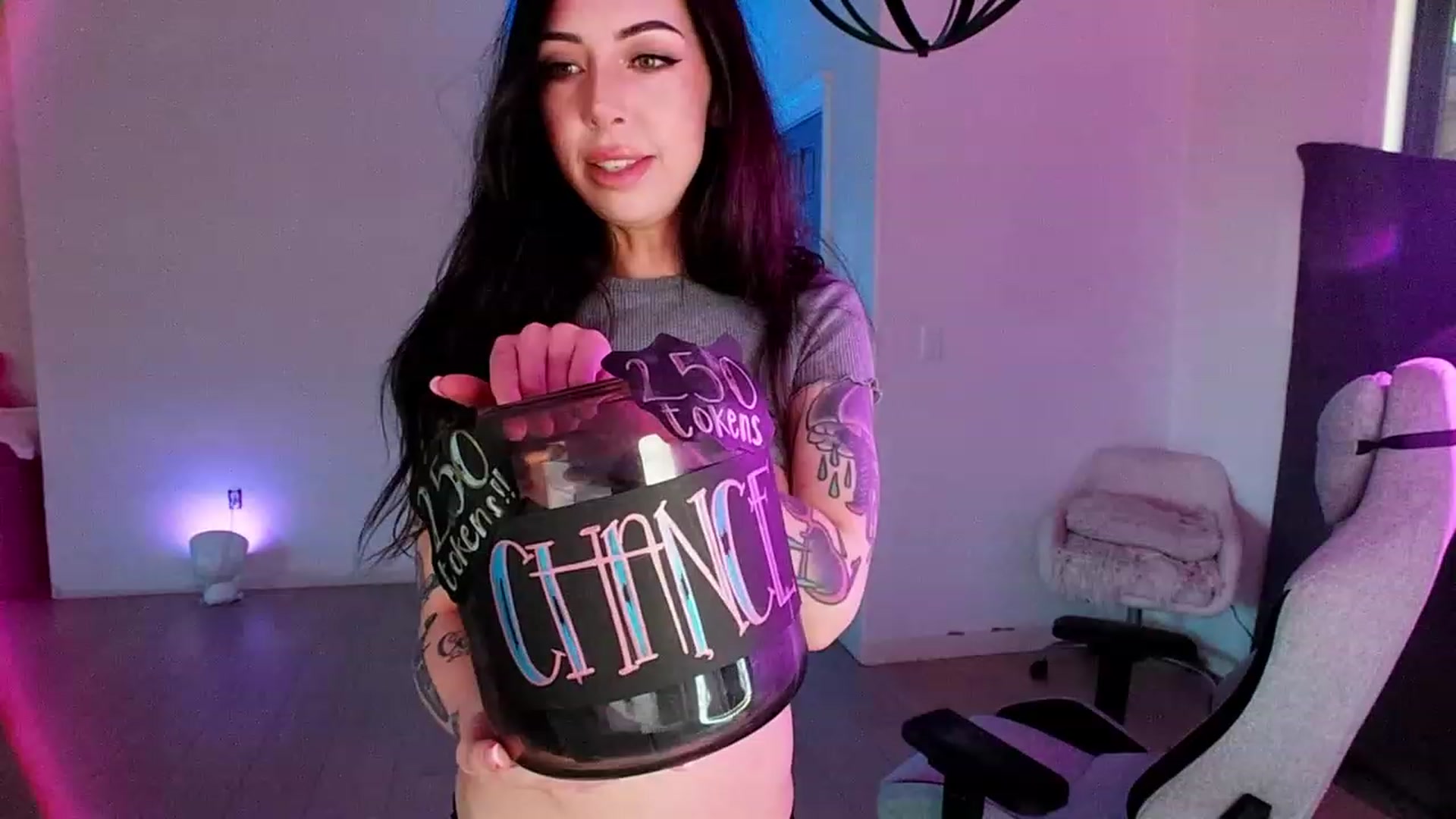 Gallery image thumbnail from HarloweBlue's myfreecams stream on, 01/31/2023, 24:00 image 11 of 20