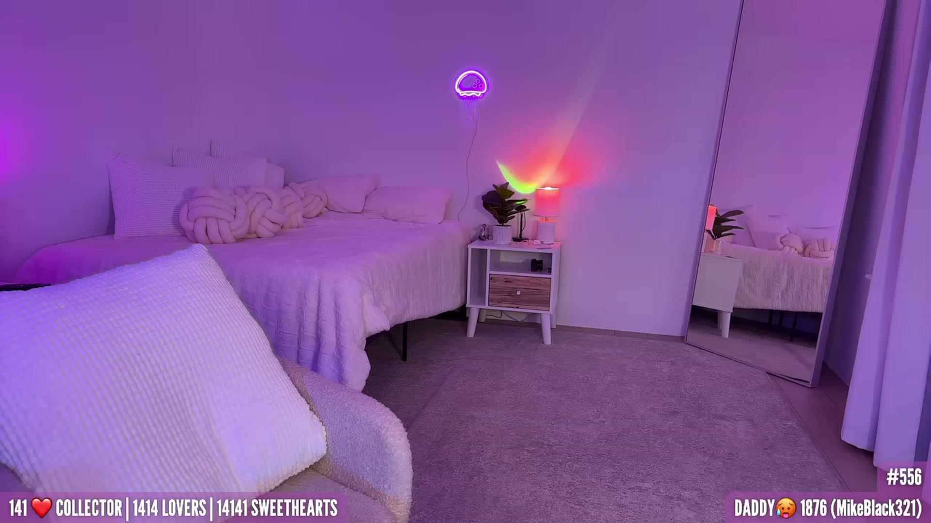 Gallery image thumbnail from HarloweBlue's myfreecams stream on, 02/17/2023, 01:52 image 14 of 20