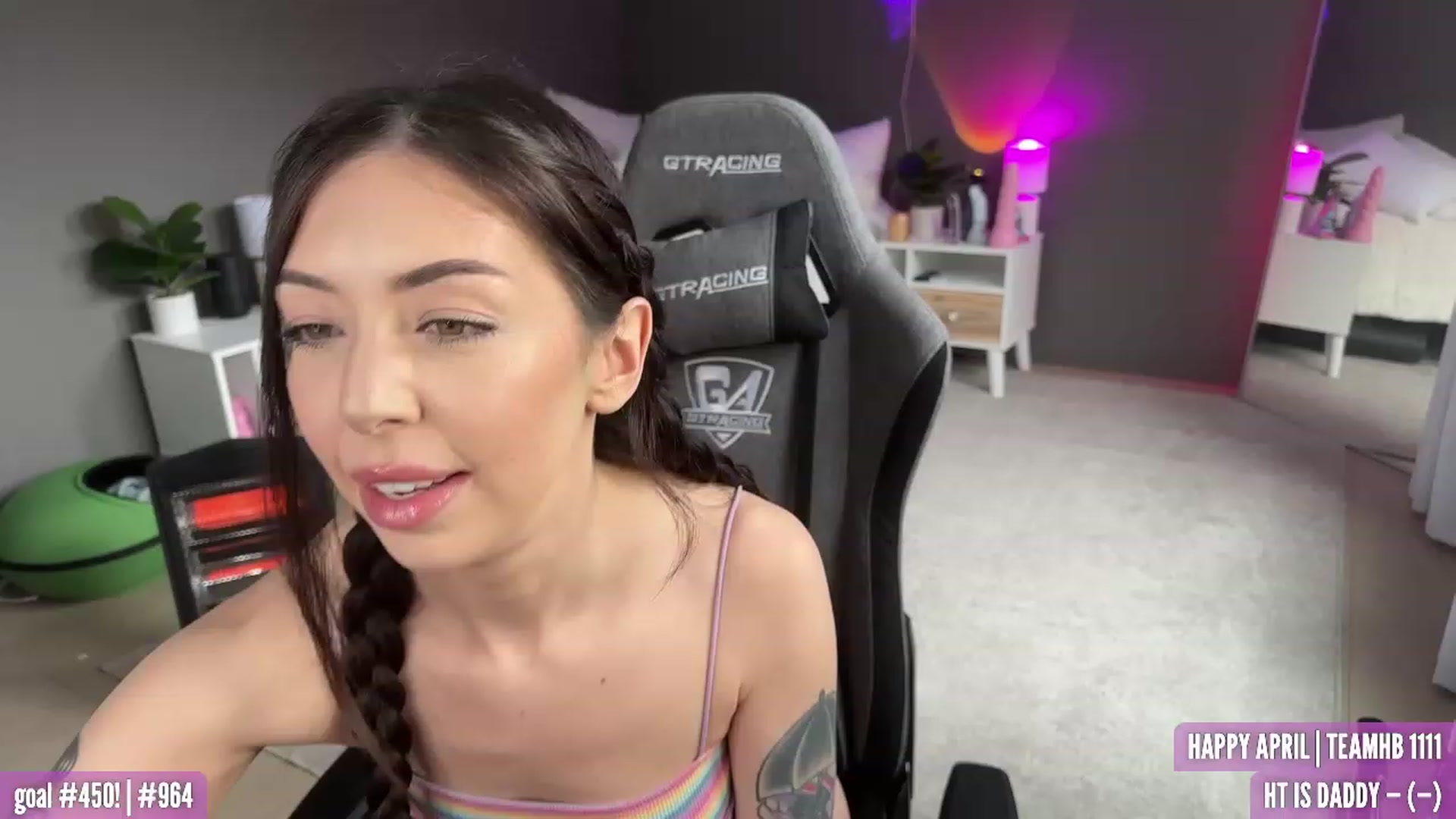 Gallery image thumbnail from HarloweBlue's myfreecams stream on, 04/07/2023, 24:51 image 1 of 20