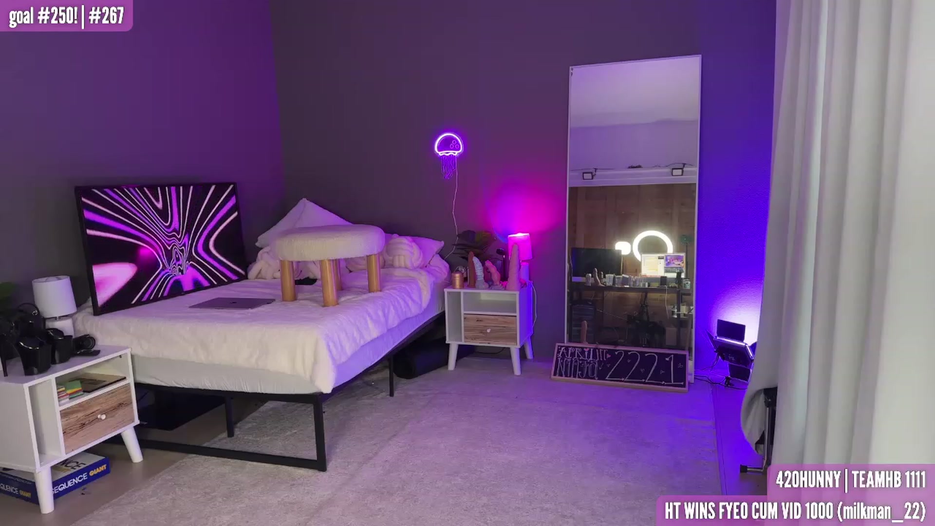 Gallery image thumbnail from HarloweBlue's myfreecams stream on, 04/23/2023, 03:29 image 11 of 20