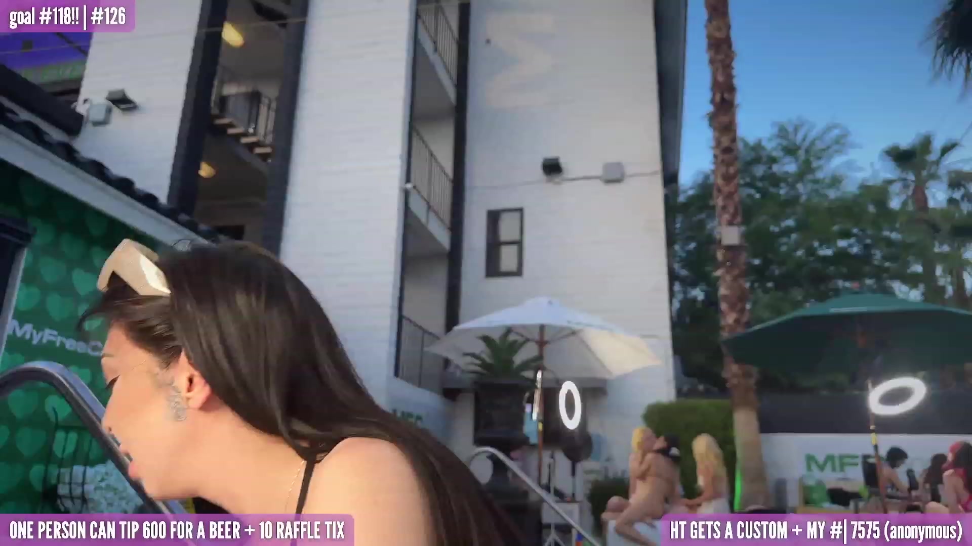 Gallery image thumbnail from HarloweBlue's myfreecams stream on, 05/24/2023, 02:49 image 19 of 20