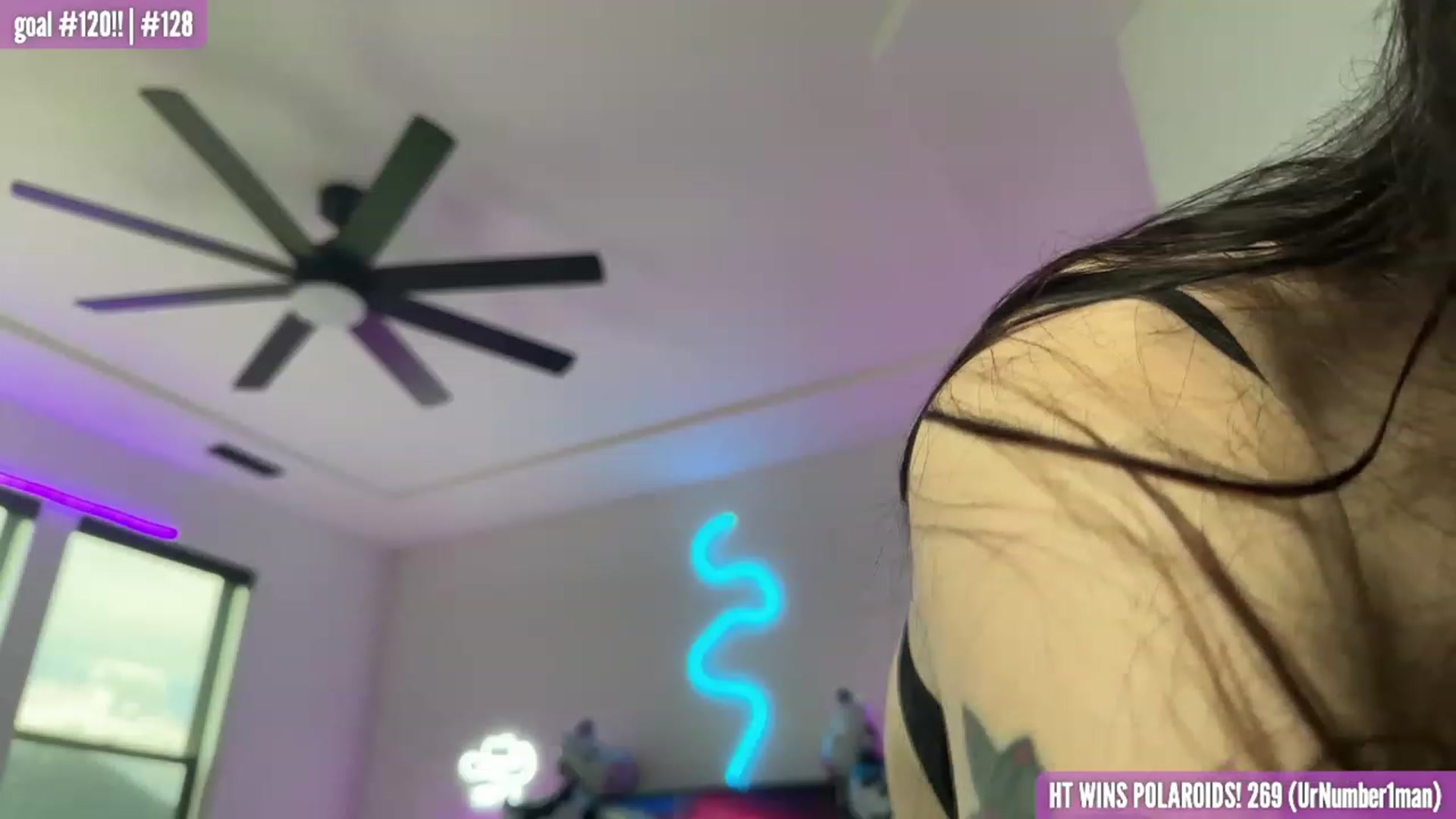 Gallery image thumbnail from HarloweBlue's myfreecams stream on, 05/27/2023, 20:35 image 4 of 20