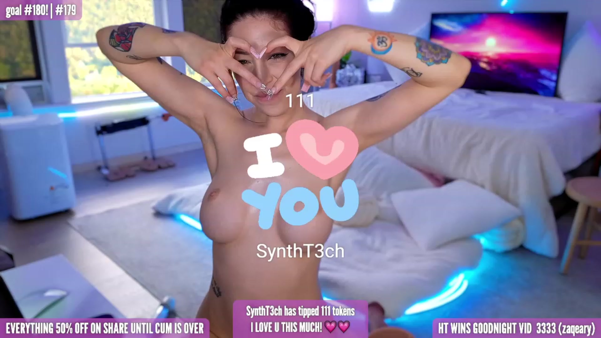 Gallery image thumbnail from HarloweXo's myfreecams stream on, 06/24/2023, 04:17 image 11 of 20