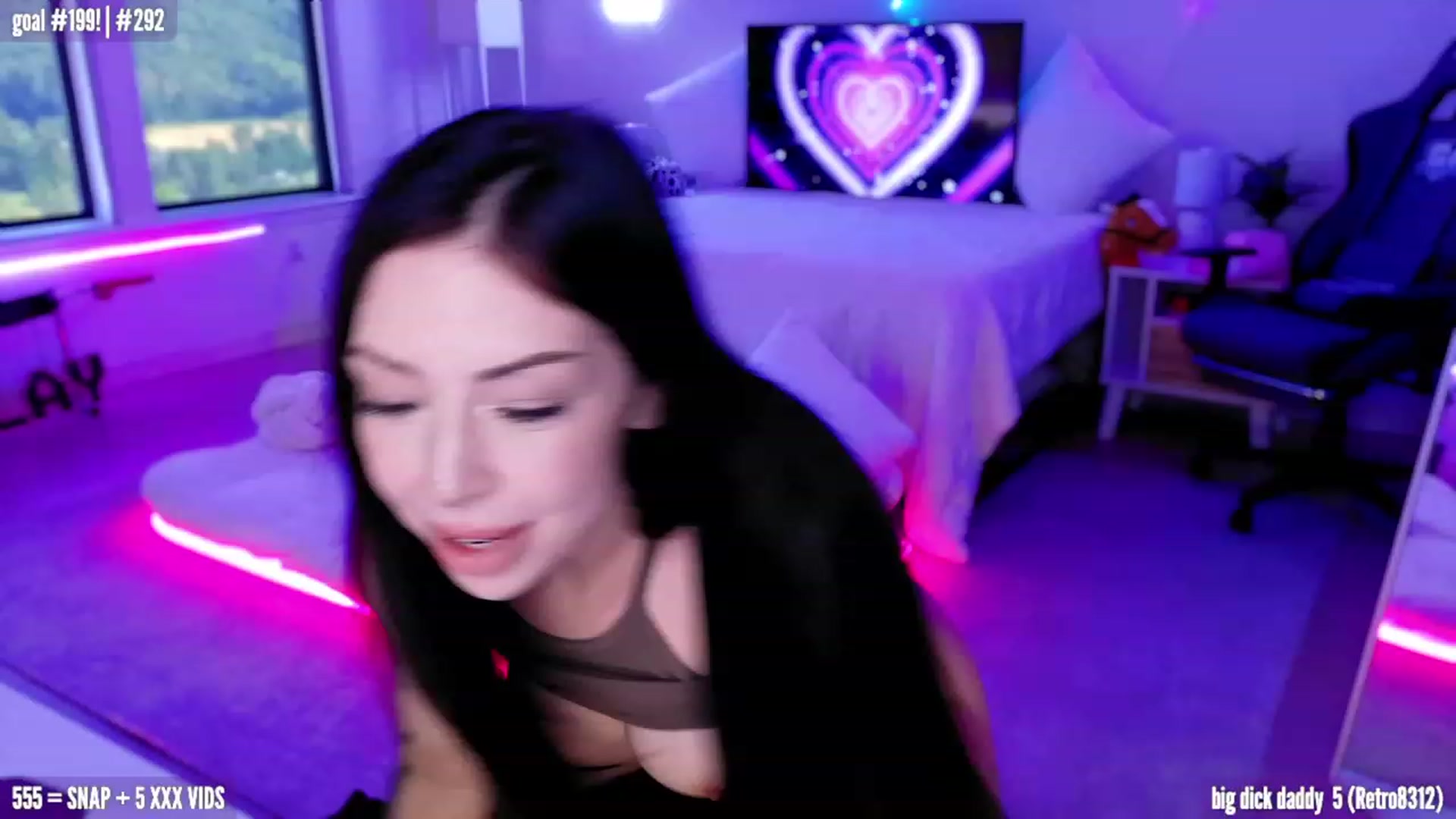 Gallery image thumbnail from HarloweXo's myfreecams stream on, 07/03/2023, 24:02 image 13 of 20