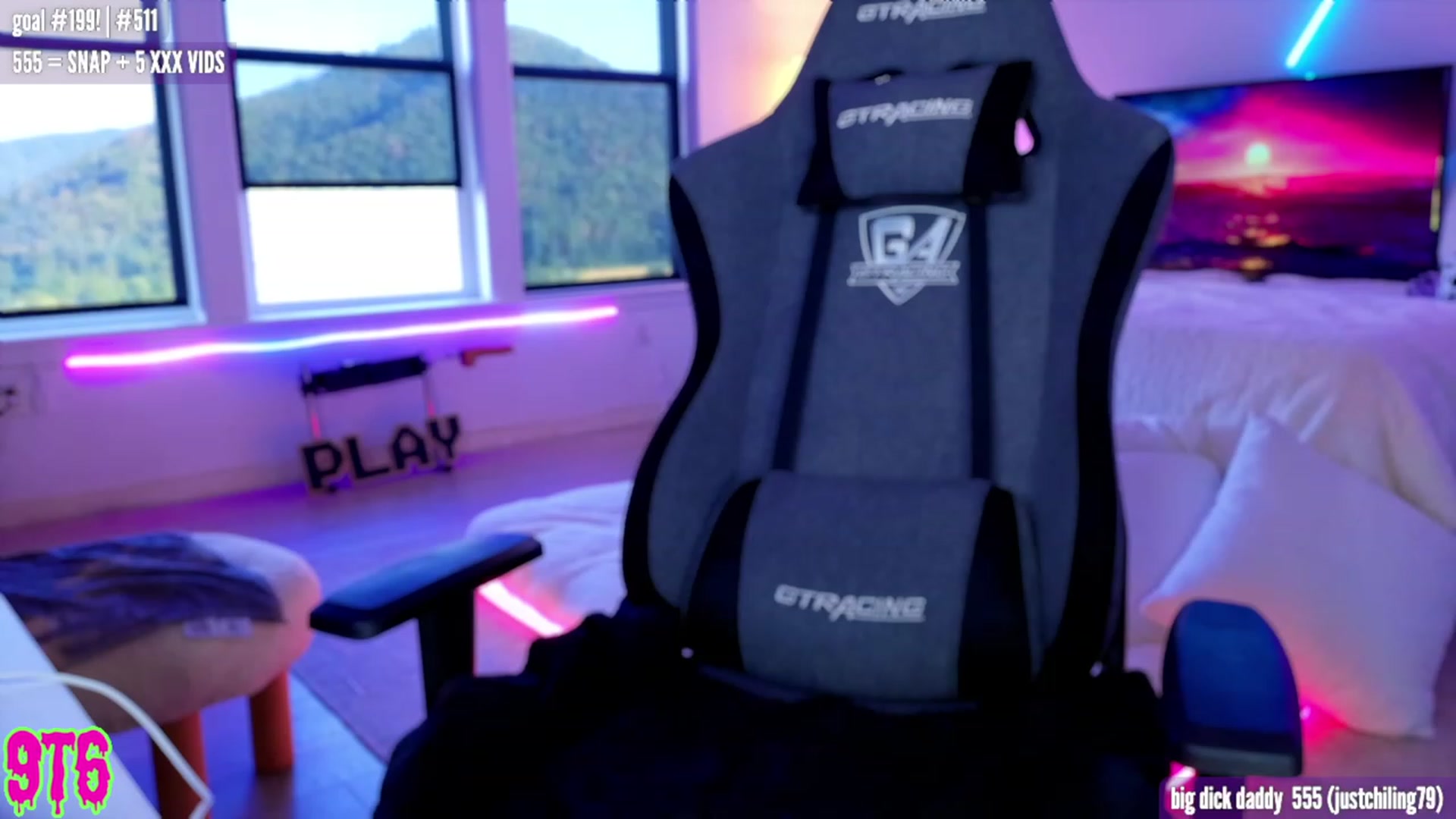 Gallery image thumbnail from HarloweXo's myfreecams stream on, 07/13/2023, 02:18 image 13 of 20