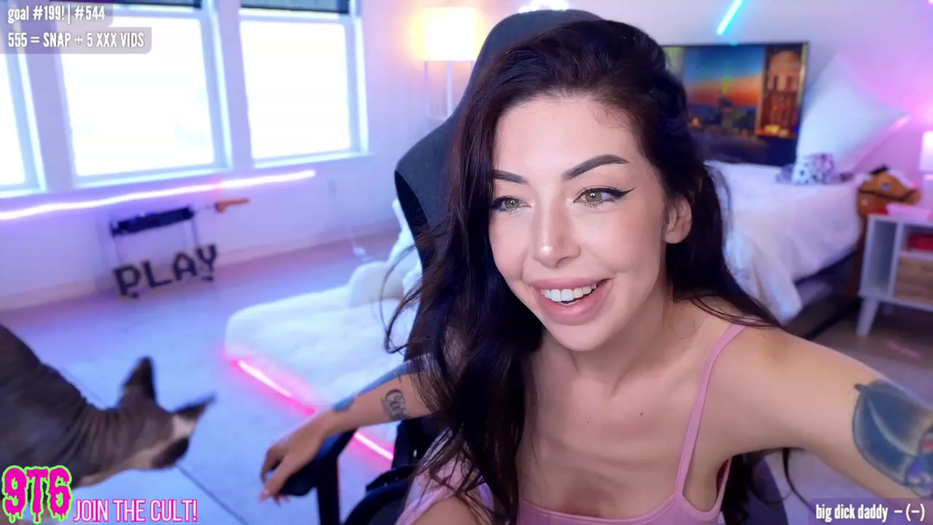 Gallery image thumbnail from HarloweXo's myfreecams stream on, 07/14/2023, 02:05 image 1 of 20