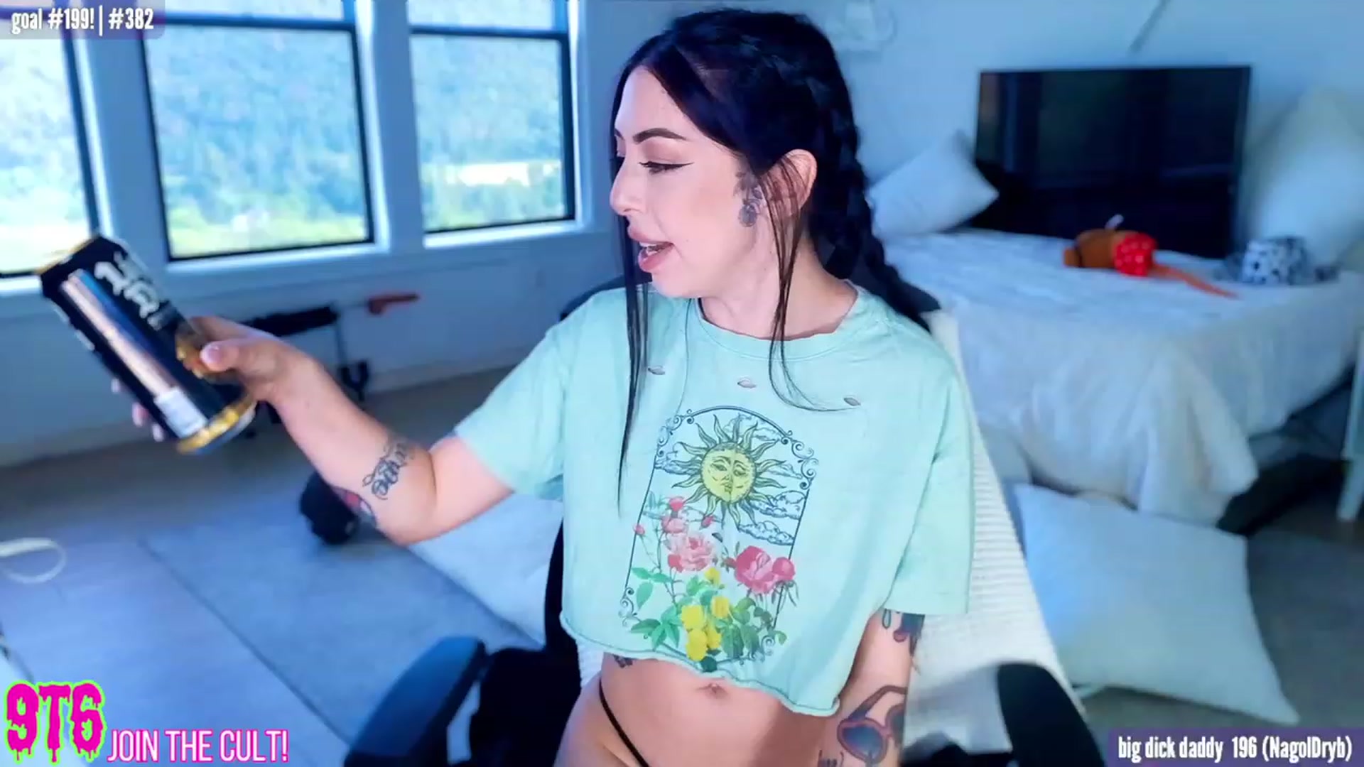 Gallery image thumbnail from HarloweXo's myfreecams stream on, 07/16/2023, 01:26 image 7 of 20