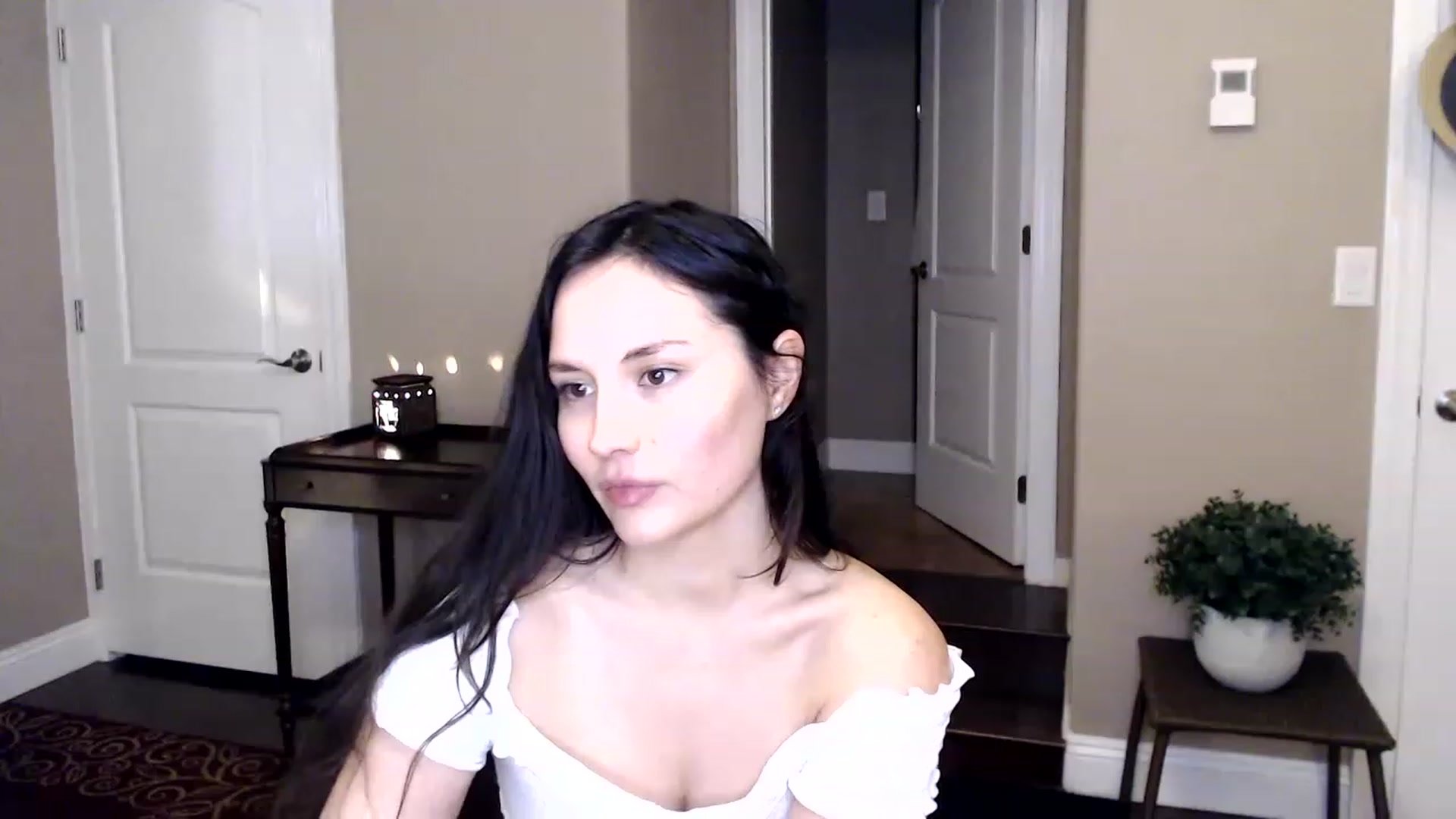 Gallery image thumbnail from Harmony's myfreecams stream on, 12/20/2022, 01:54 image 4 of 20