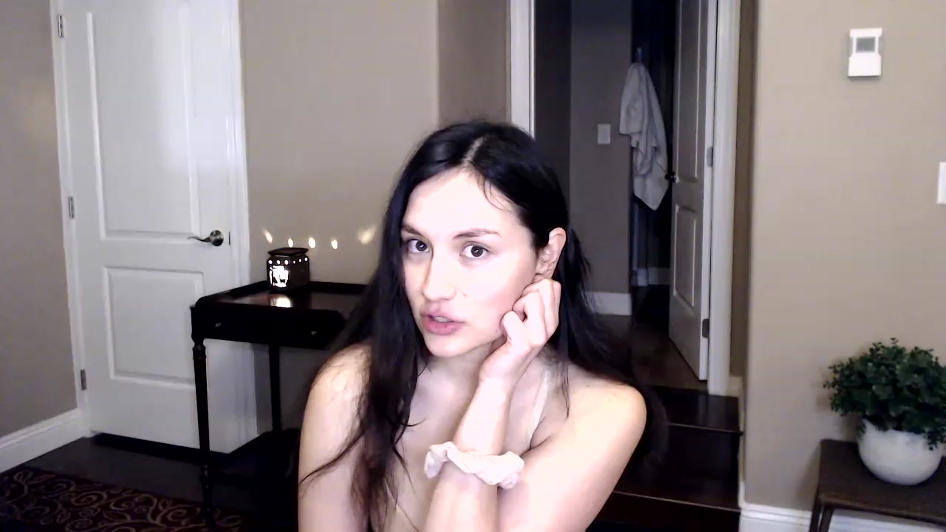 Gallery image thumbnail from Harmony's myfreecams stream on, 12/27/2022, 03:14 image 9 of 20