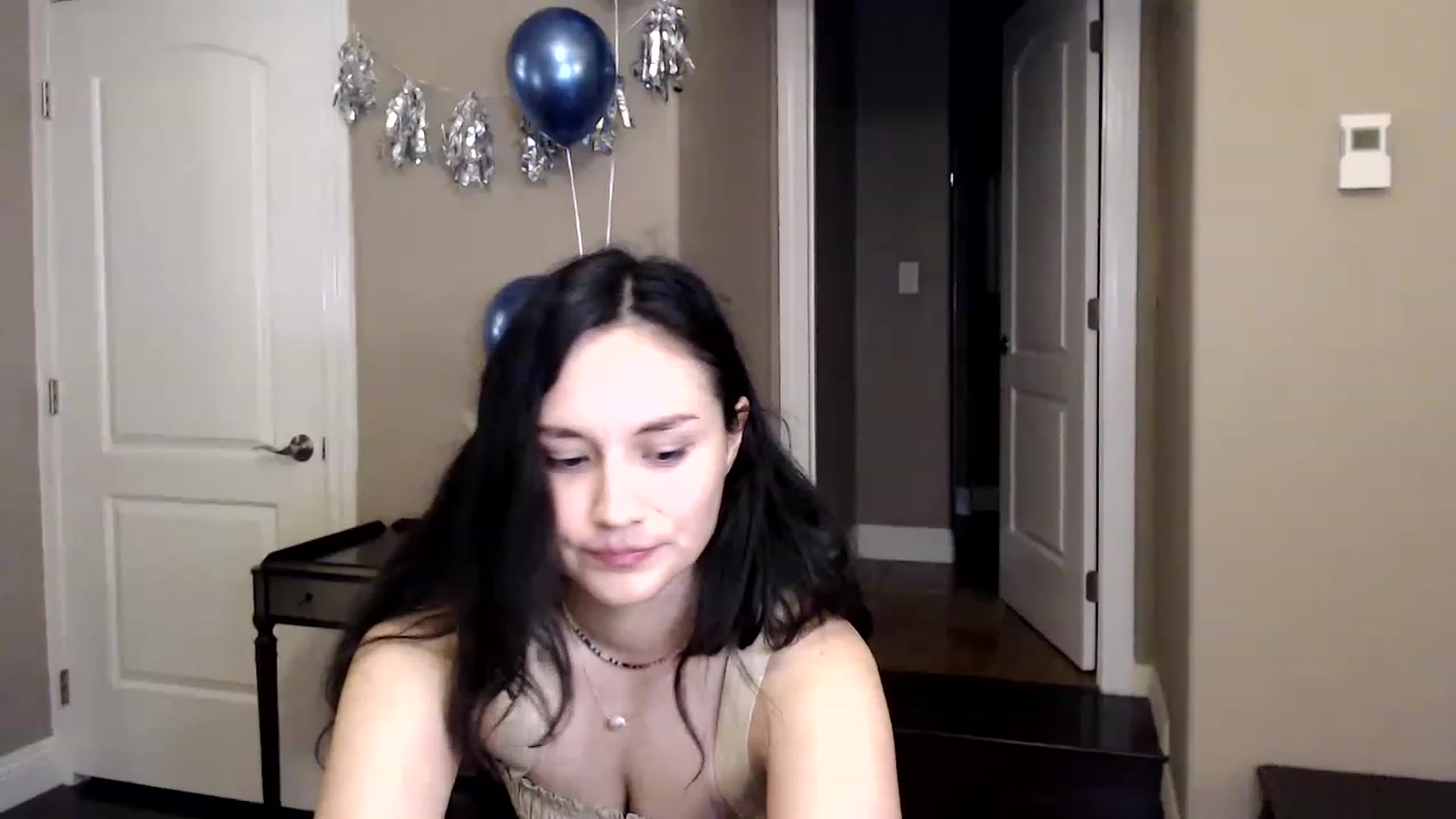 Gallery image thumbnail from Harmony's myfreecams stream on, 01/01/2023, 05:39 image 8 of 20