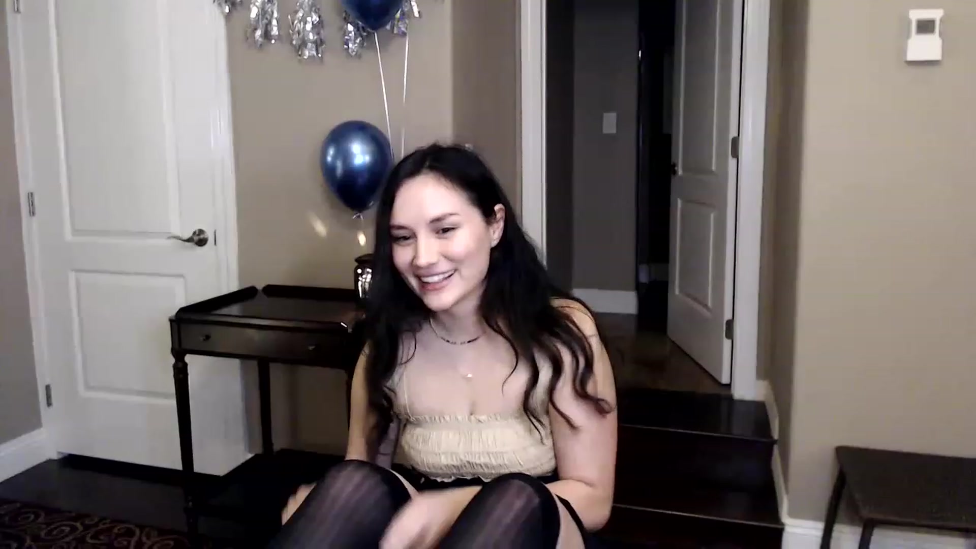 Gallery image thumbnail from Harmony's myfreecams stream on, 01/01/2023, 05:39 image 4 of 20