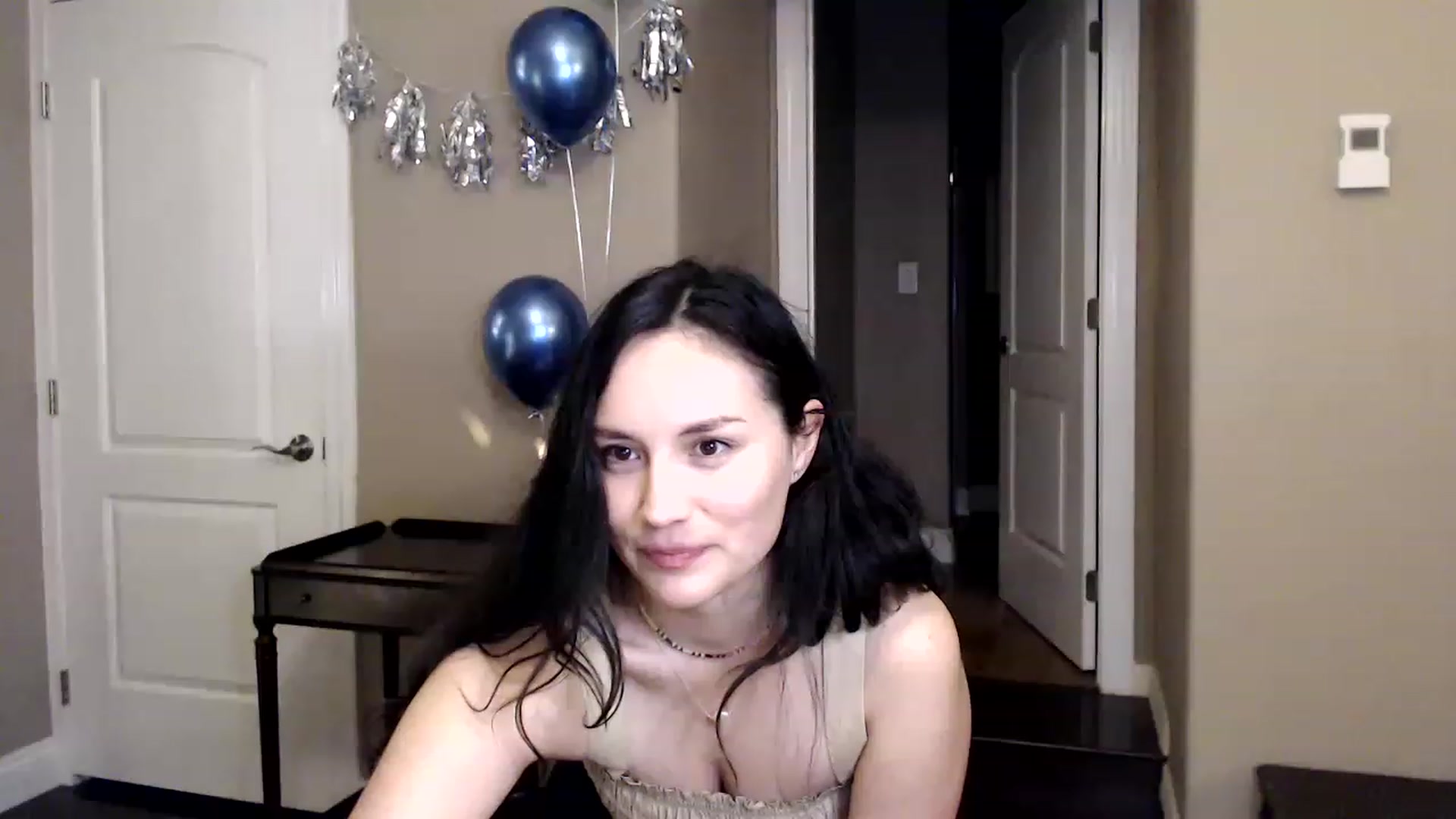Gallery image thumbnail from Harmony's myfreecams stream on, 01/01/2023, 05:39 image 7 of 20