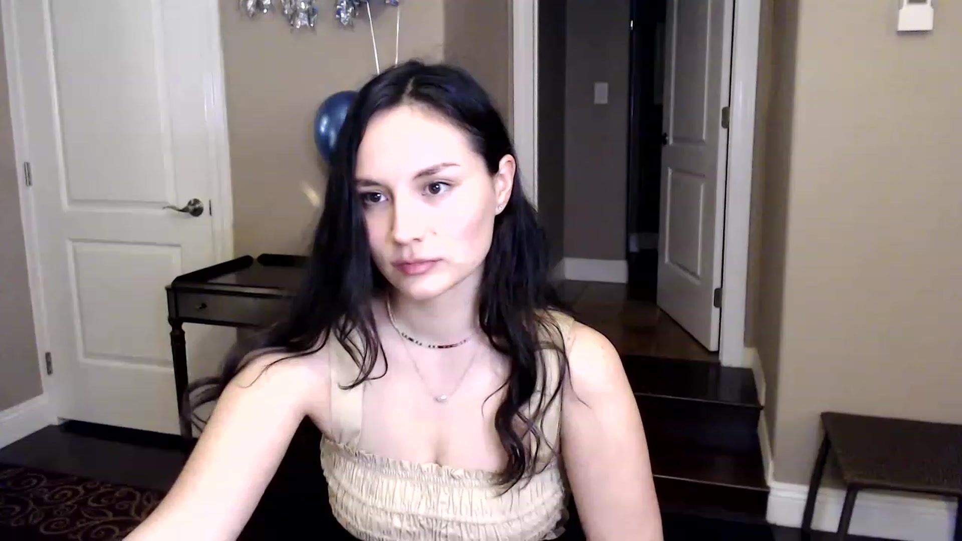 Gallery image thumbnail from Harmony's myfreecams stream on, 01/01/2023, 05:39 image 14 of 20
