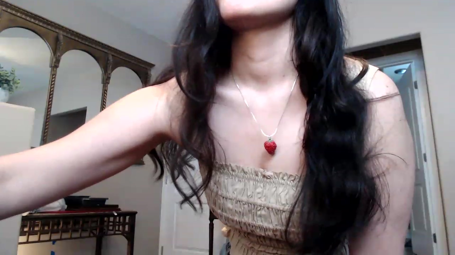 Gallery image thumbnail from Harmony's myfreecams stream on, 01/03/2023, 24:30 image 8 of 20