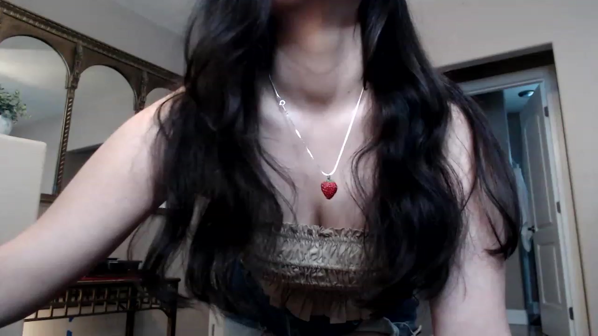 Gallery image thumbnail from Harmony's myfreecams stream on, 01/03/2023, 24:30 image 12 of 20