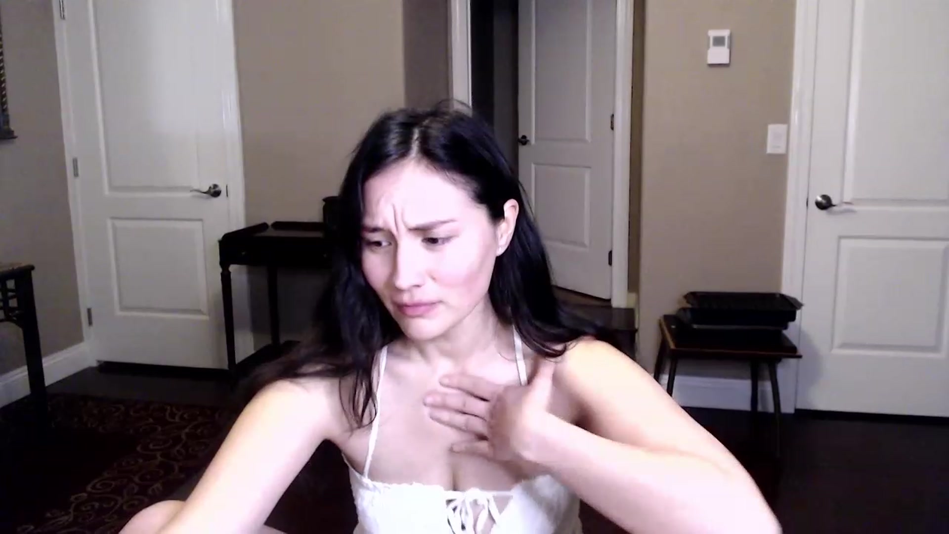 Gallery image thumbnail from Harmony's myfreecams stream on, 01/11/2023, 01:42 image 19 of 20