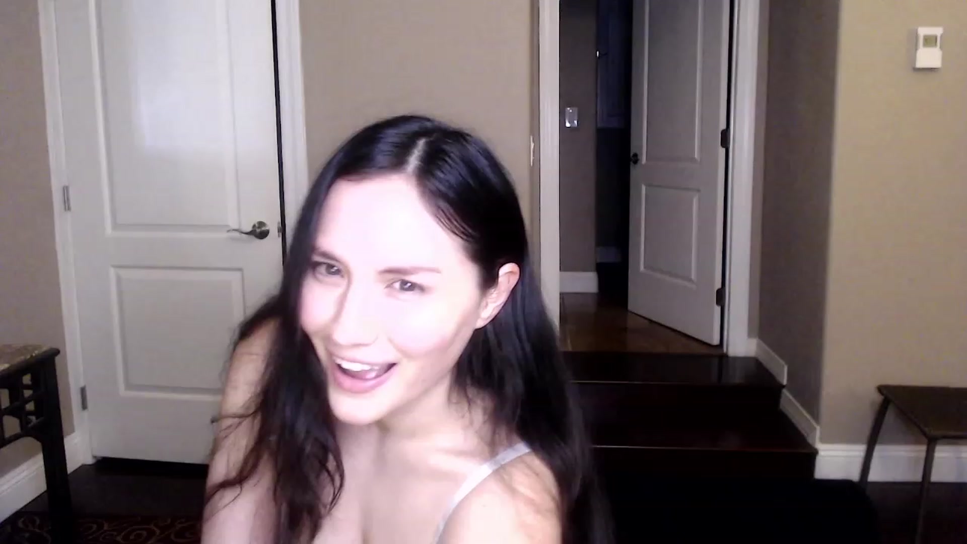 Gallery image thumbnail from Harmony's myfreecams stream on, 01/18/2023, 04:14 image 7 of 20