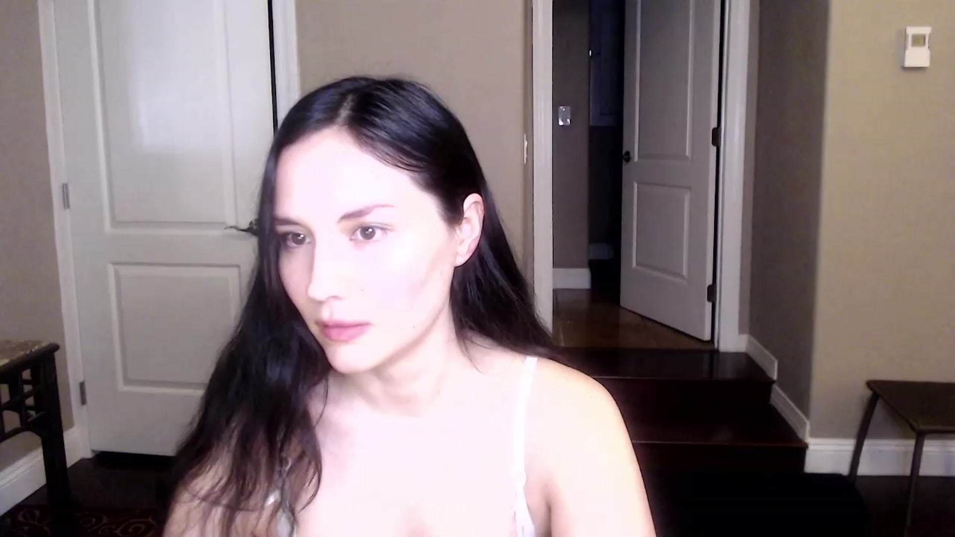 Gallery image thumbnail from Harmony's myfreecams stream on, 01/18/2023, 04:14 image 2 of 20