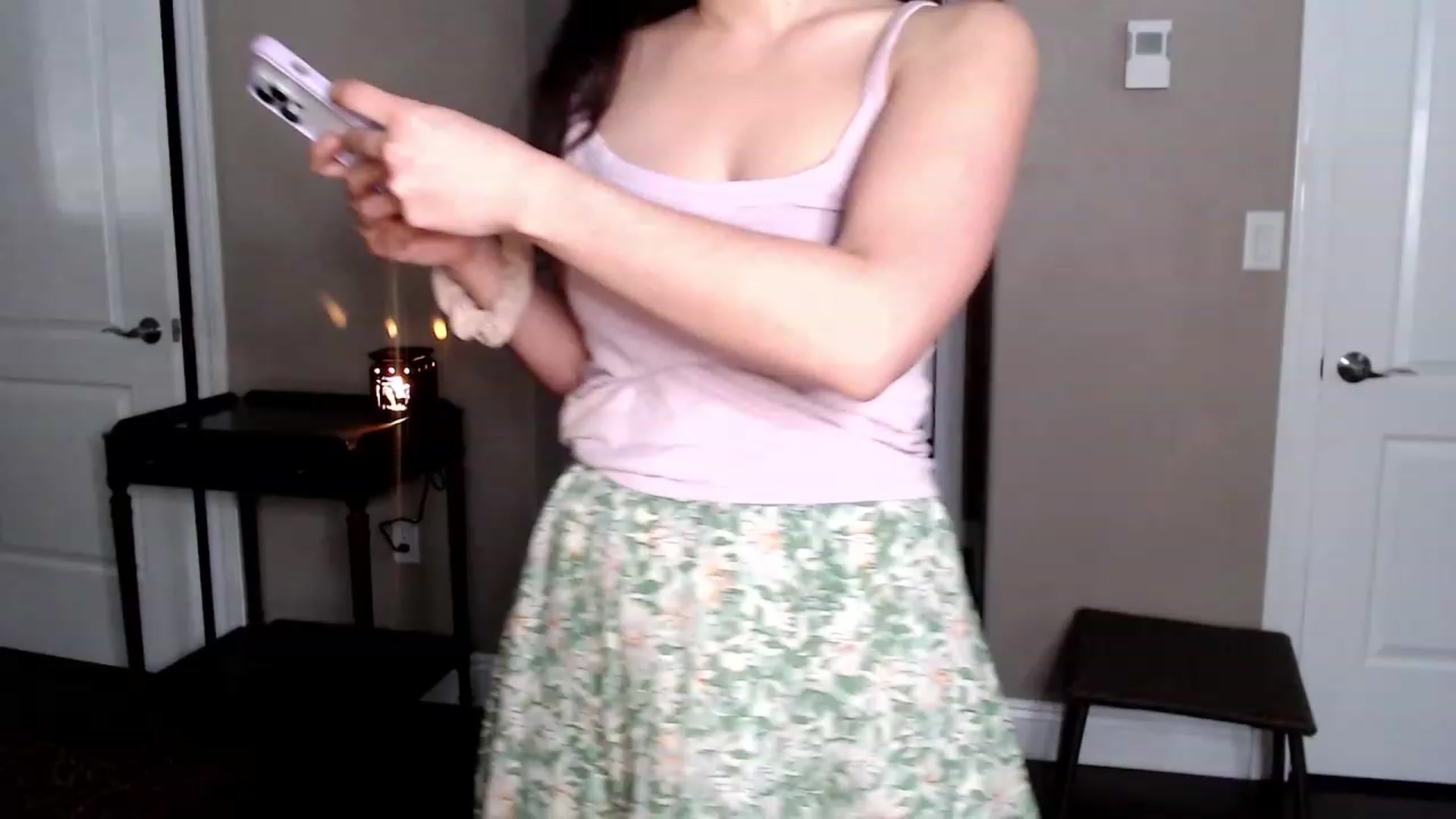 Gallery image thumbnail from Harmony's myfreecams stream on, 01/23/2023, 24:02 image 16 of 20