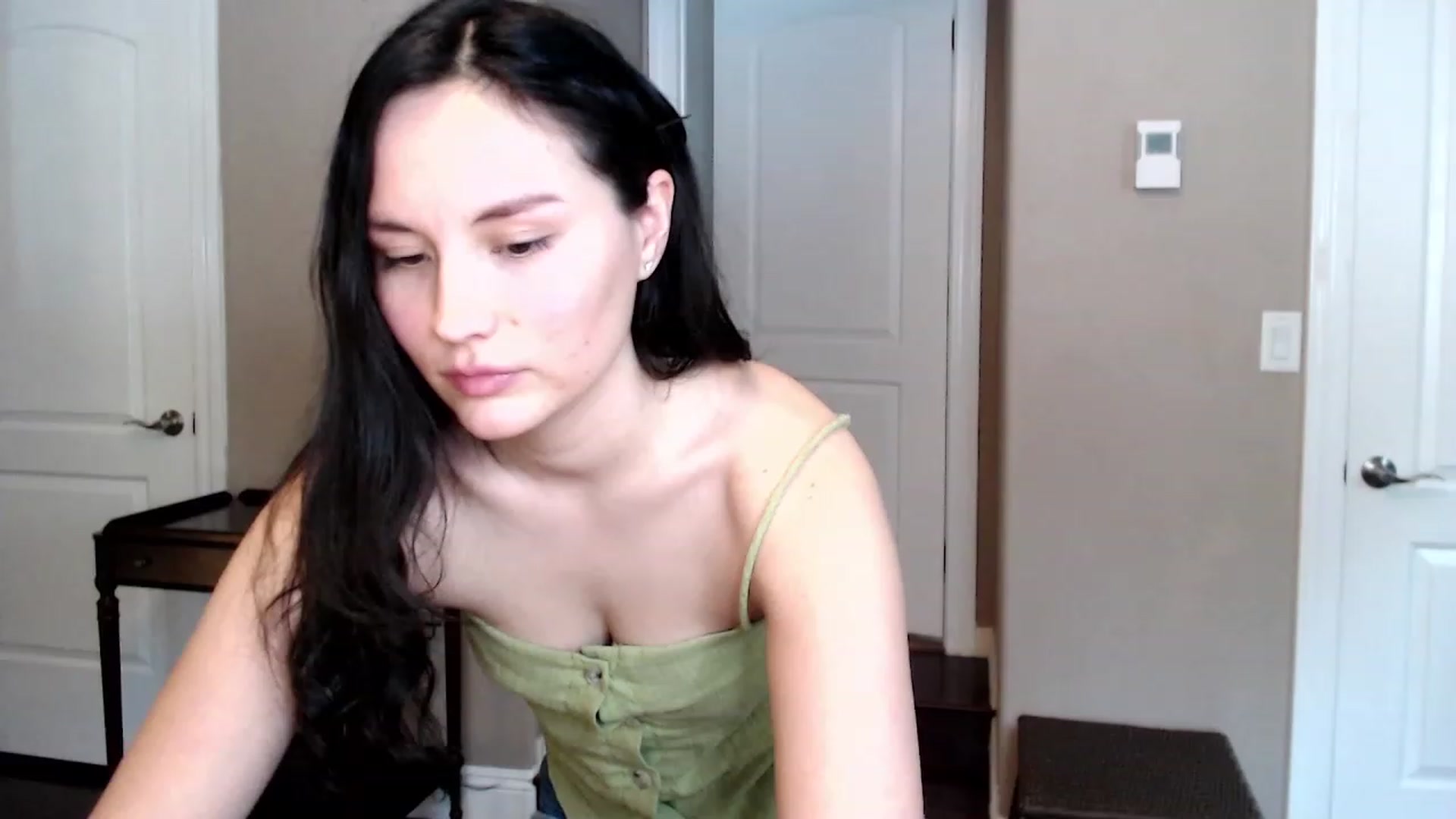 Gallery image thumbnail from Harmony's myfreecams stream on, 01/31/2023, 22:49 image 12 of 20