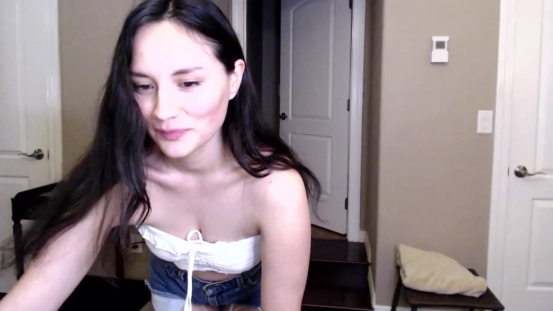 Gallery image thumbnail from Harmony's myfreecams stream on, 02/12/2023, 03:21 image 11 of 20