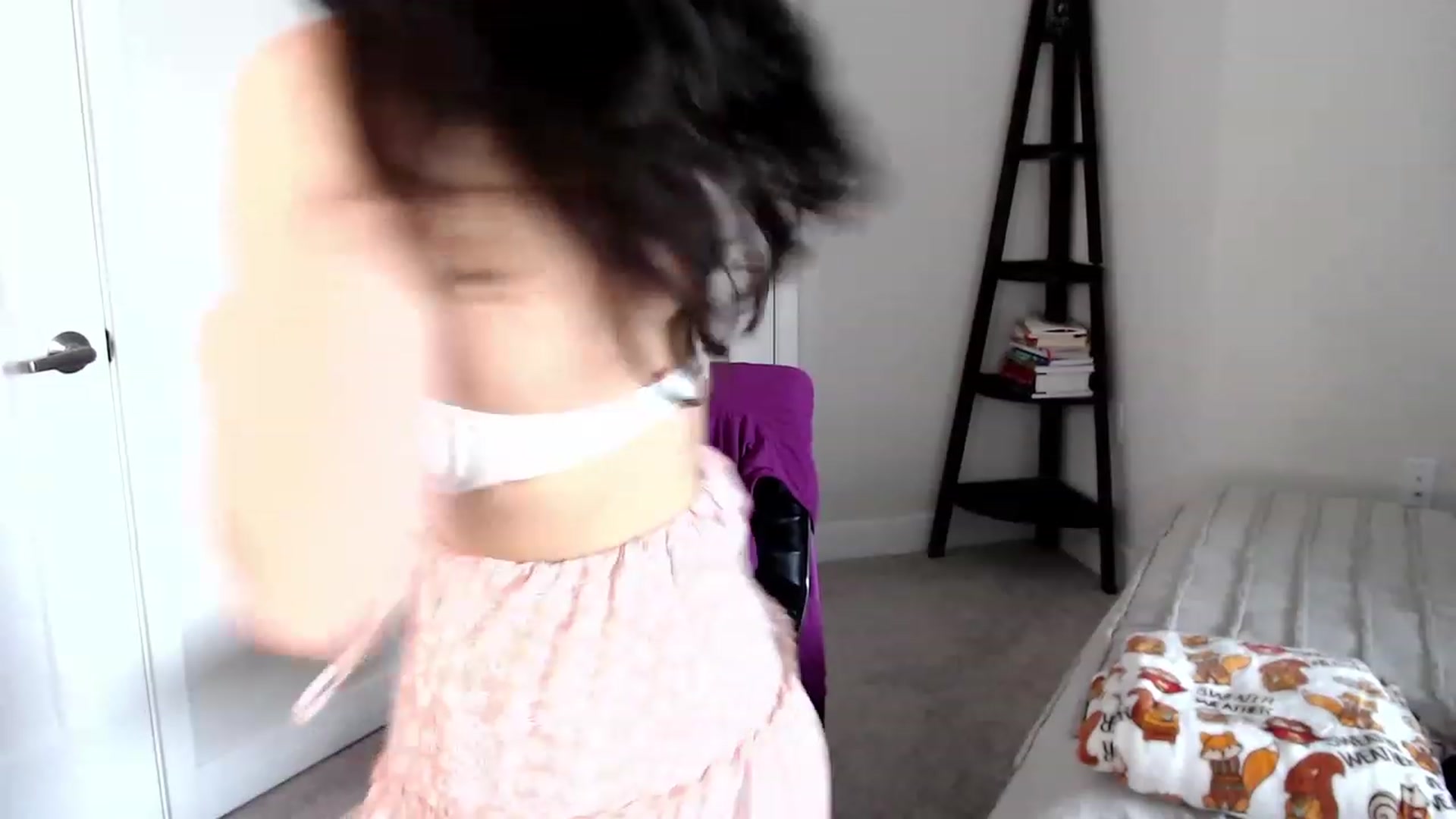 Gallery image thumbnail from Harmony's myfreecams stream on, 02/28/2023, 24:06 image 3 of 20
