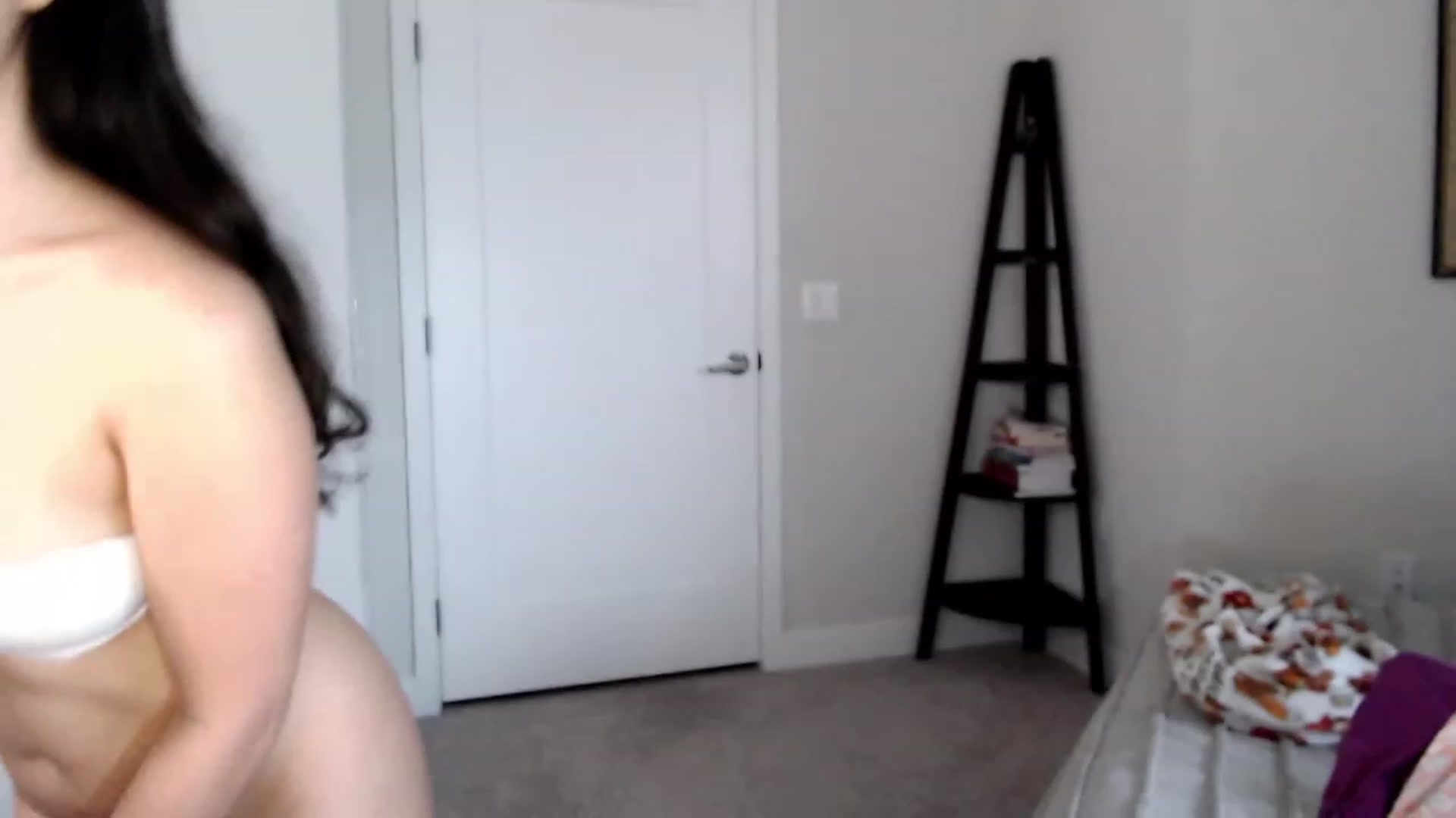 Gallery image thumbnail from Harmony's myfreecams stream on, 02/28/2023, 24:06 image 20 of 20
